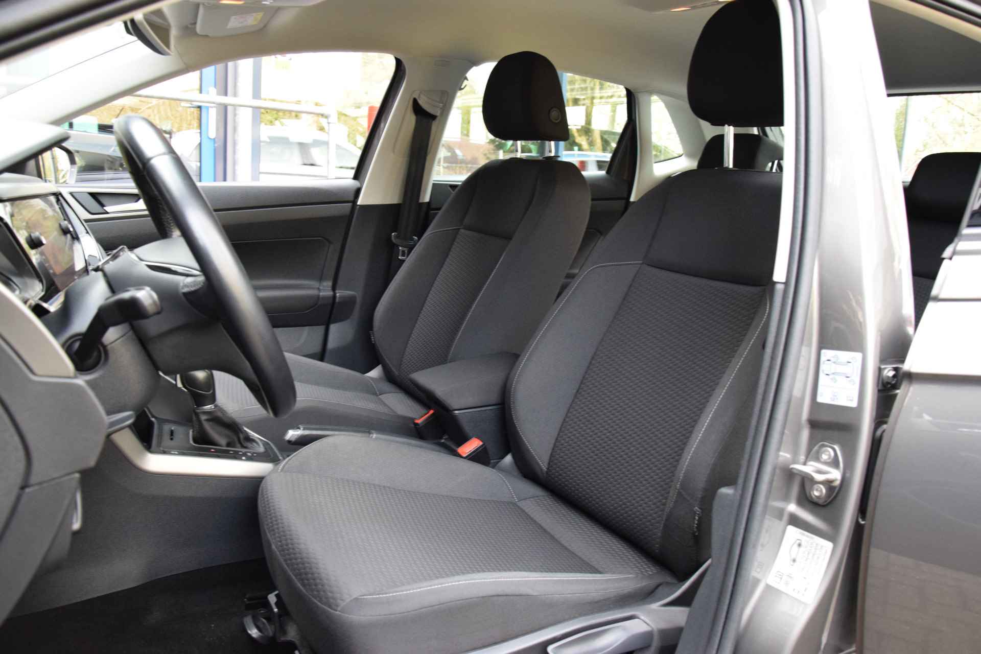 Volkswagen Polo 1.0 TSI 96PK Comfortline Automaat DSG | NL-Auto | BOVAG Garantie | Navigatie | Parkeersensoren V&A | Adaptive Cruise Control | Apple Carplay/Android Auto | - 10/36