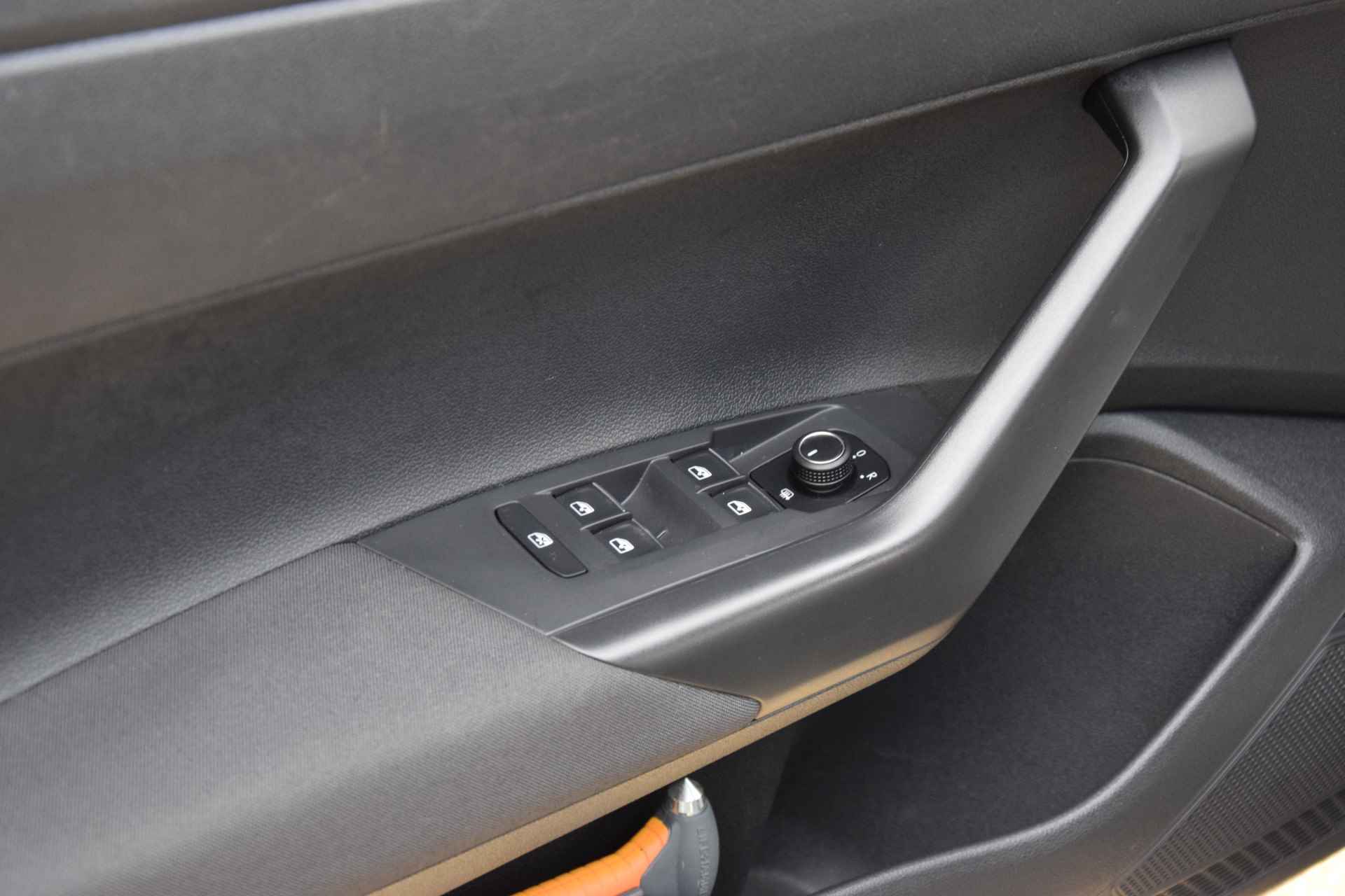 Volkswagen Polo 1.0 TSI 96PK Comfortline Automaat DSG | NL-Auto | BOVAG Garantie | Navigatie | Parkeersensoren V&A | Adaptive Cruise Control | Apple Carplay/Android Auto | - 29/36