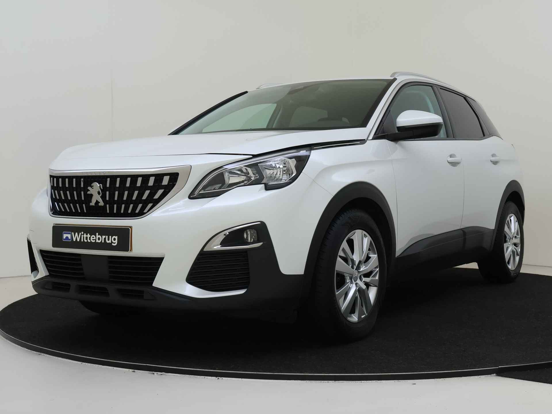 Peugeot 3008 1.2 PureTech Blue Lease Executive MD