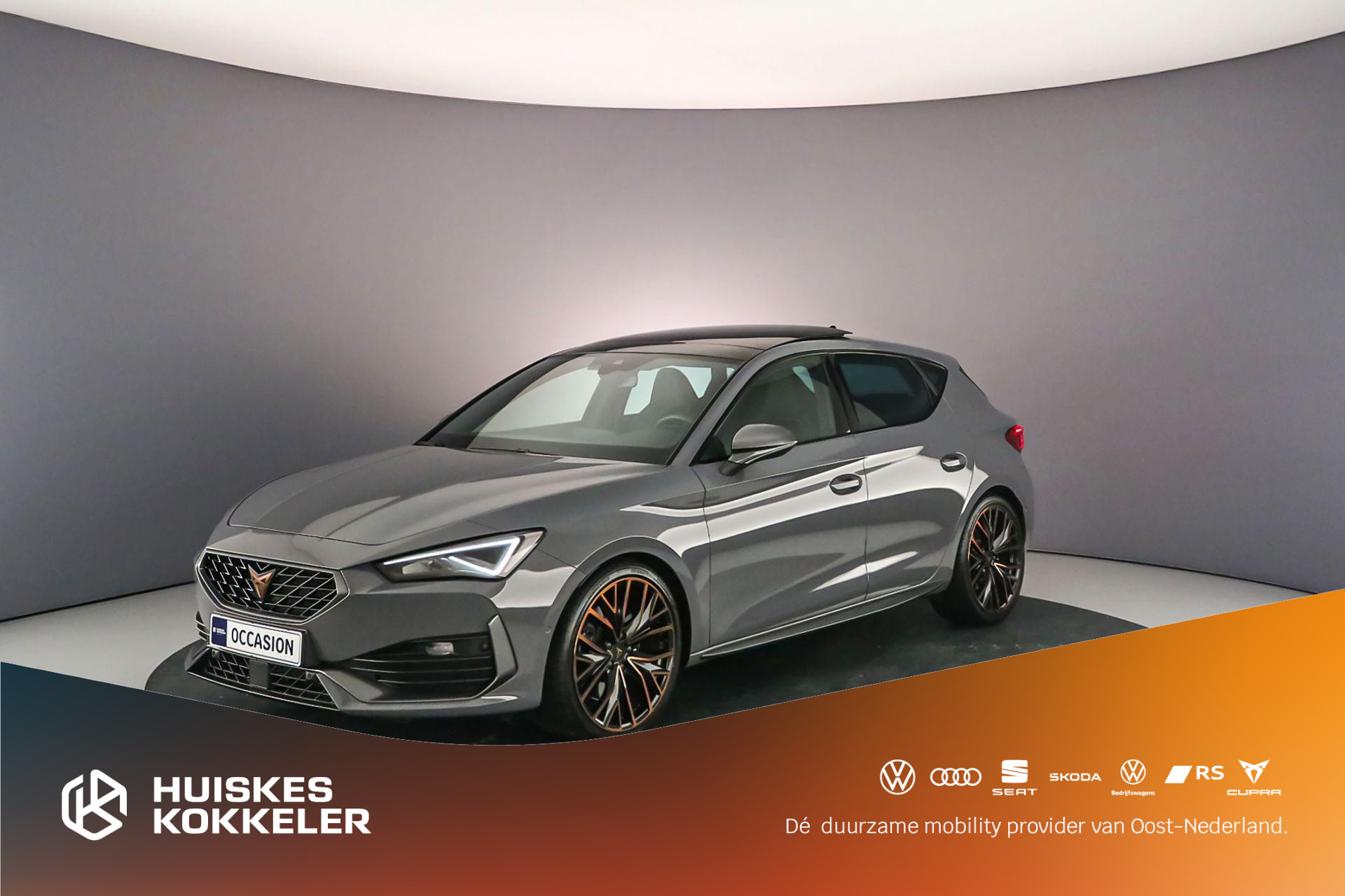 CUPRA Leon VZ 2.0 TSI 300pk DSG Automaat Panoramadak, Adaptive cruise control, Navigatie, Achteruitrijcamera, Stuurwiel verwarmd, Parkeersensoren, Stoelverwarming, LED koplampen