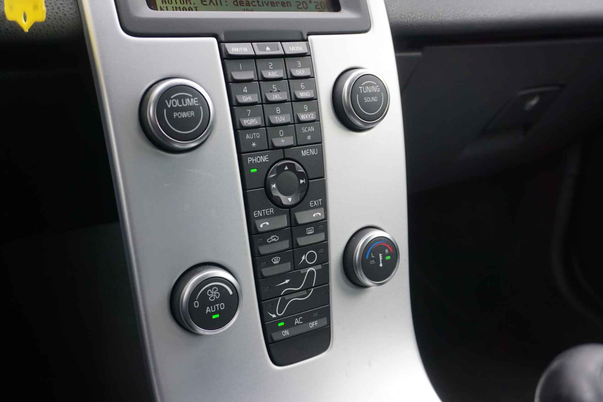 Volvo V50 2.0 145pk SPORT | Trekhaak | Climate control | cruise Control | parkeersensoren achter | High performance audio | Regen sensor | Dealer onderhouden | - 23/29