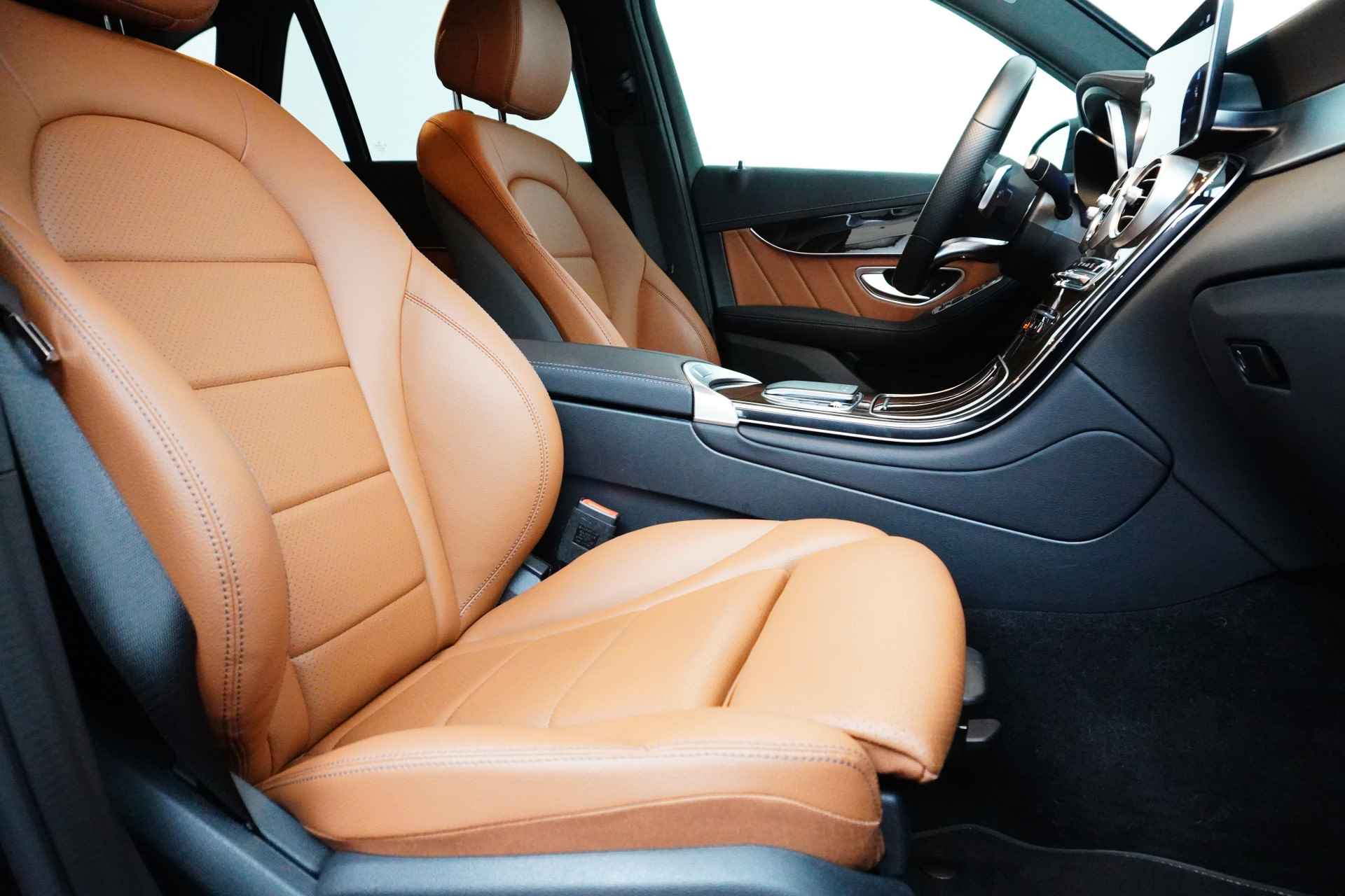 Mercedes-Benz GLC 200 4MATIC Premium Plus | Leder | Stoelverwarming | Camera | Trekhaak | - 7/28