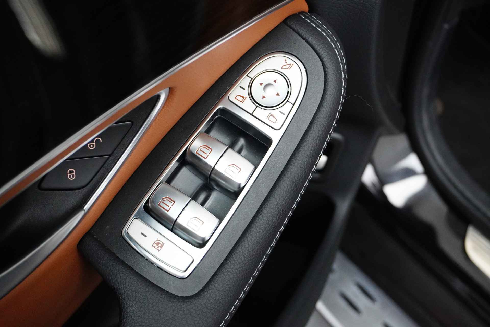 Mercedes-Benz GLC 200 4MATIC Premium Plus | Leder | Stoelverwarming | Camera | Trekhaak | - 12/28