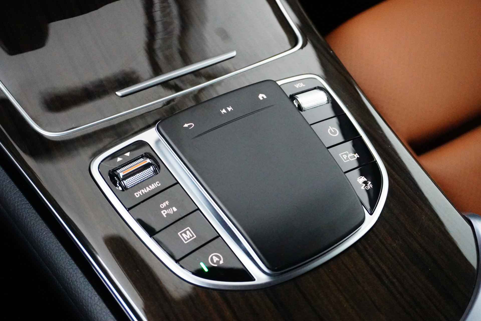 Mercedes-Benz GLC 200 4MATIC Premium Plus | Leder | Stoelverwarming | Camera | Trekhaak | - 22/28