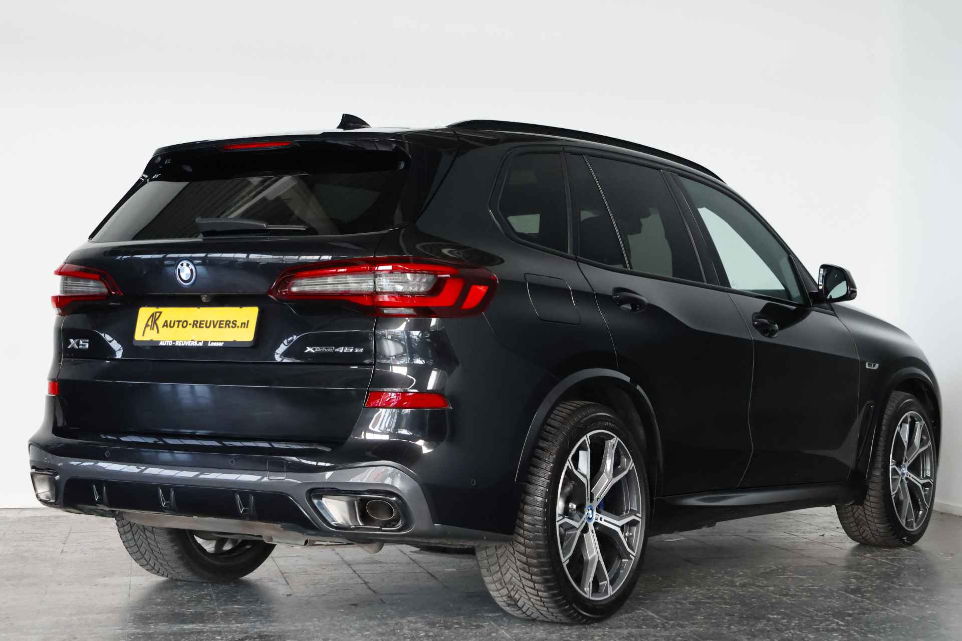 BMW X5 xDrive45e M-Sport / Sky Lounge Opendak /  HUD / HarmanKardon / Pilot assist - 2/51