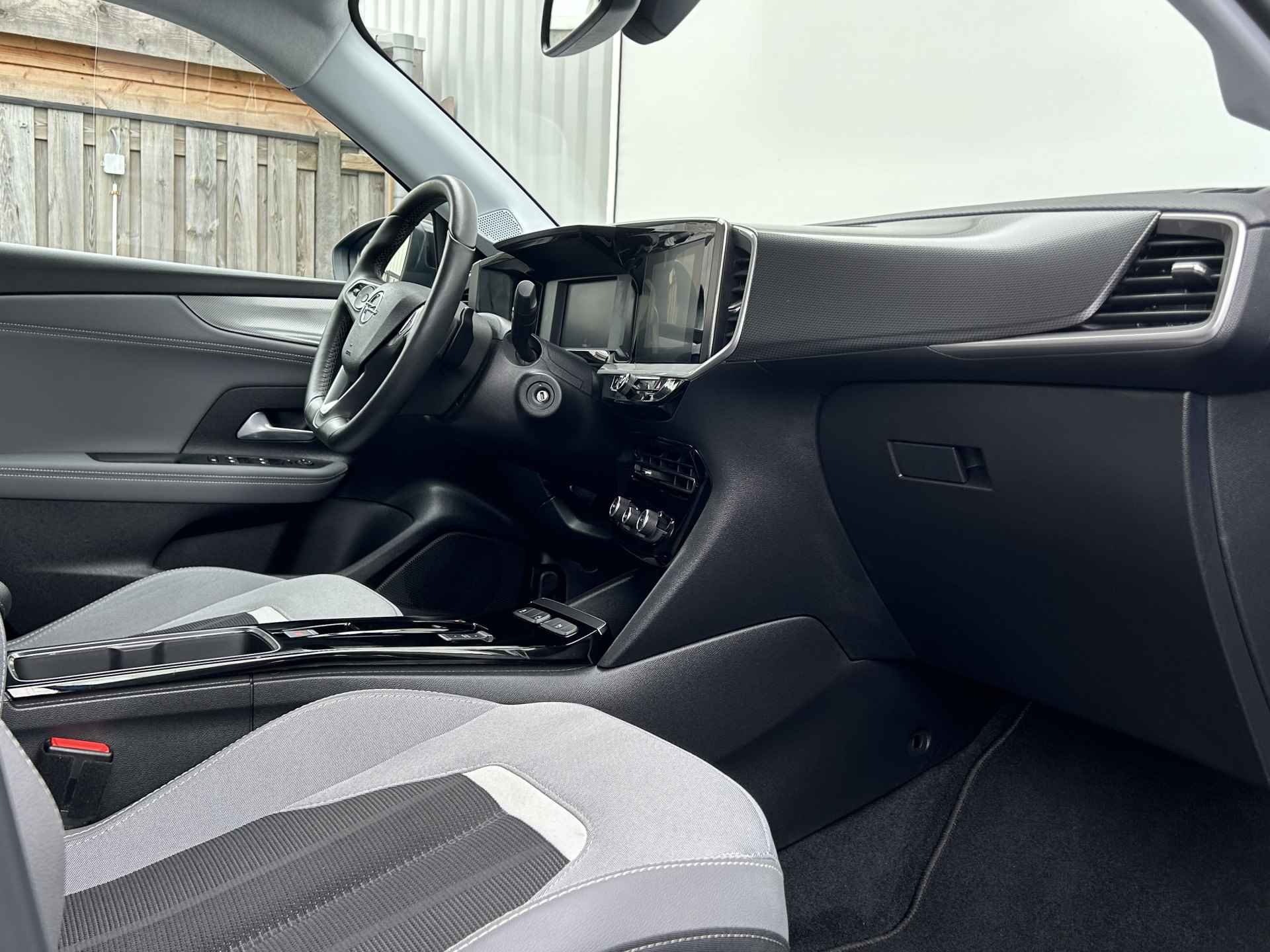 Opel Mokka Mokka 1.2 130pk 8-traps automaat Elegance | Apple Carplay/Android Auto | Verwarmd stuurwiel | Parkeercamera | Parkeersensoren ac Climate control | Grootlicht assistent | - 12/27