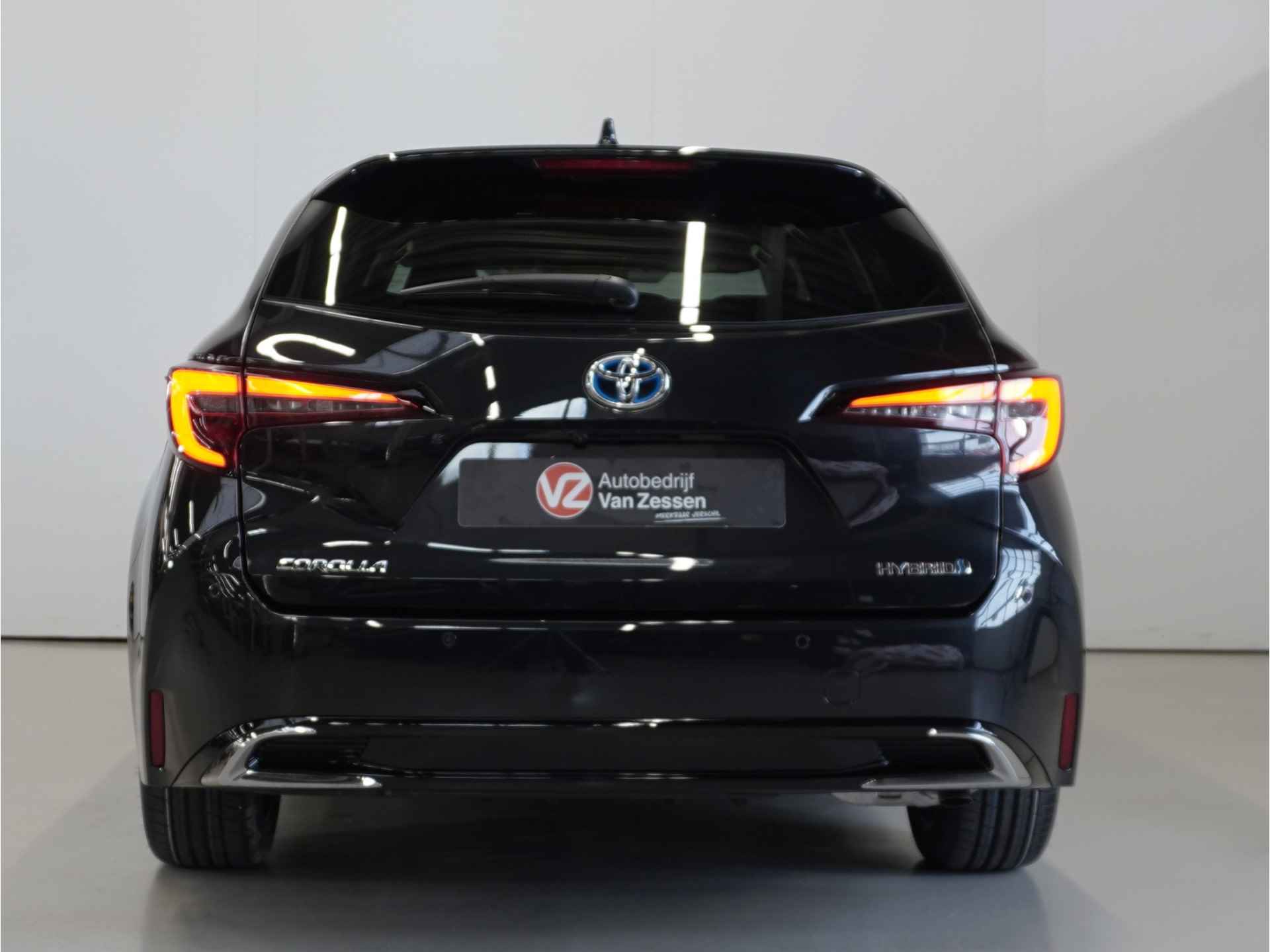 Toyota Corolla Touring Sports 1.8 Hybrid Team D | Nieuw model | Tech pakket  | Navi | Ongebruikte auto | Rijklaarprijs - 11/44