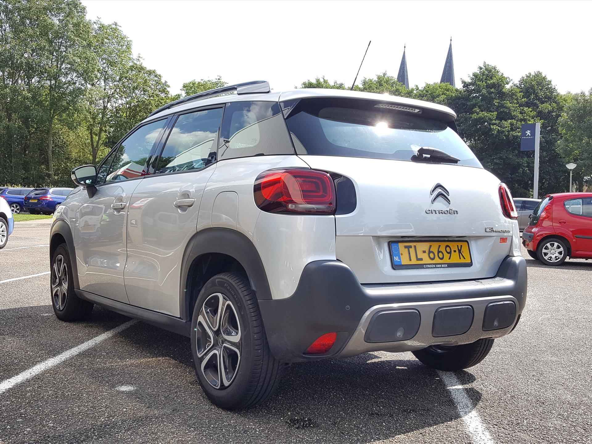 Citroen C3 Aircross 1.2 PureTech 110pk S&S Feel | Navigatie | Cruise & Climate control | Parkeersensoren | Draadloze telefoonlader | Bluetooth - 8/46