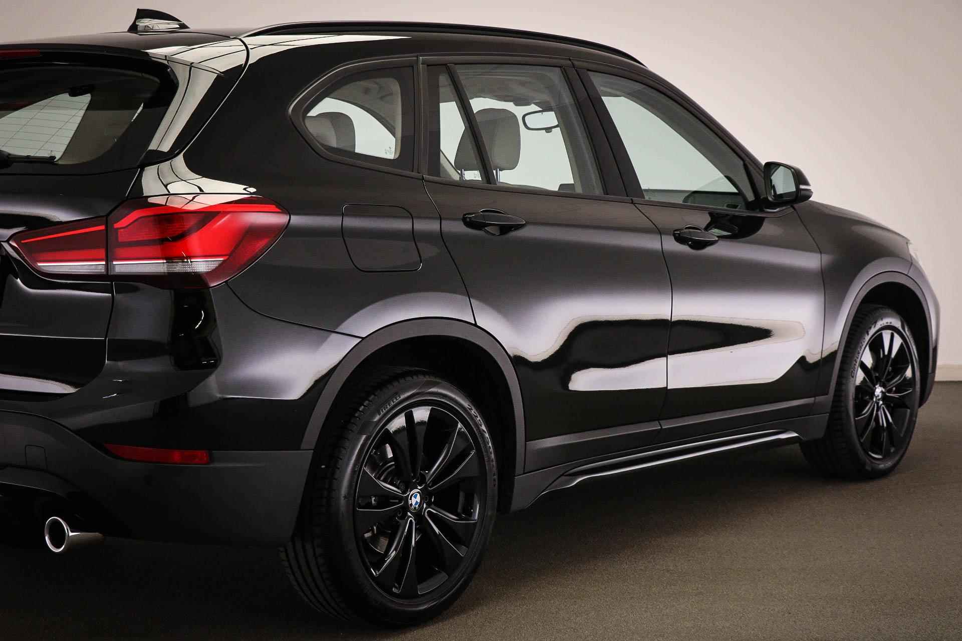 BMW X1 sDrive20i Executive Edition | COMFORT / SPORT LINE / AUDIO MEDIA- PACK - 24/57