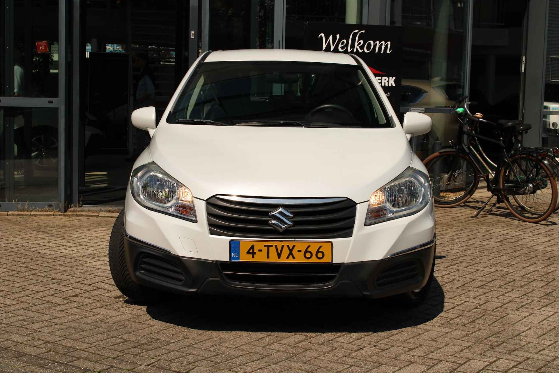 Suzuki S-Cross 1.6 DDiS 120pk Comfort Cruise Control Trekhaak 4 Seizoen Banden - 8/31