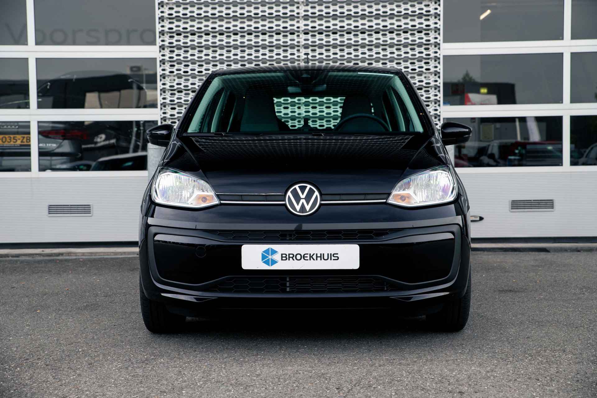 Volkswagen up! 1.0 - 3/30