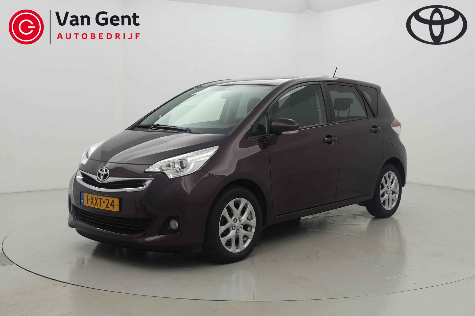 Toyota Verso-S 1.3 VVT-i Trend Navigatie Panoramadak - 1/31