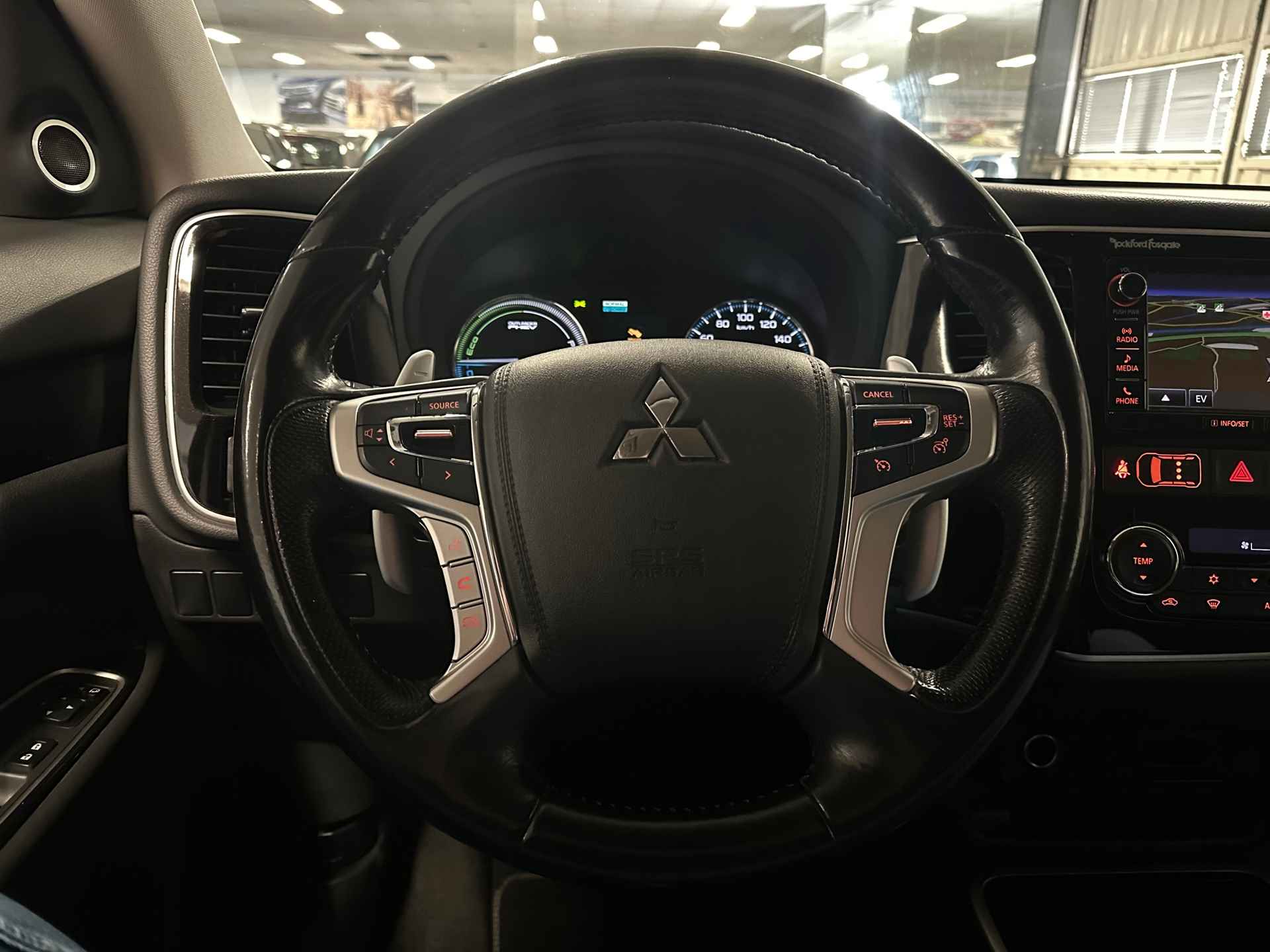 Mitsubishi Outlander 2.0 PHEV Executive Edition * Dealer onderhouden / Camera / Navigatie / NL Auto * - 13/23