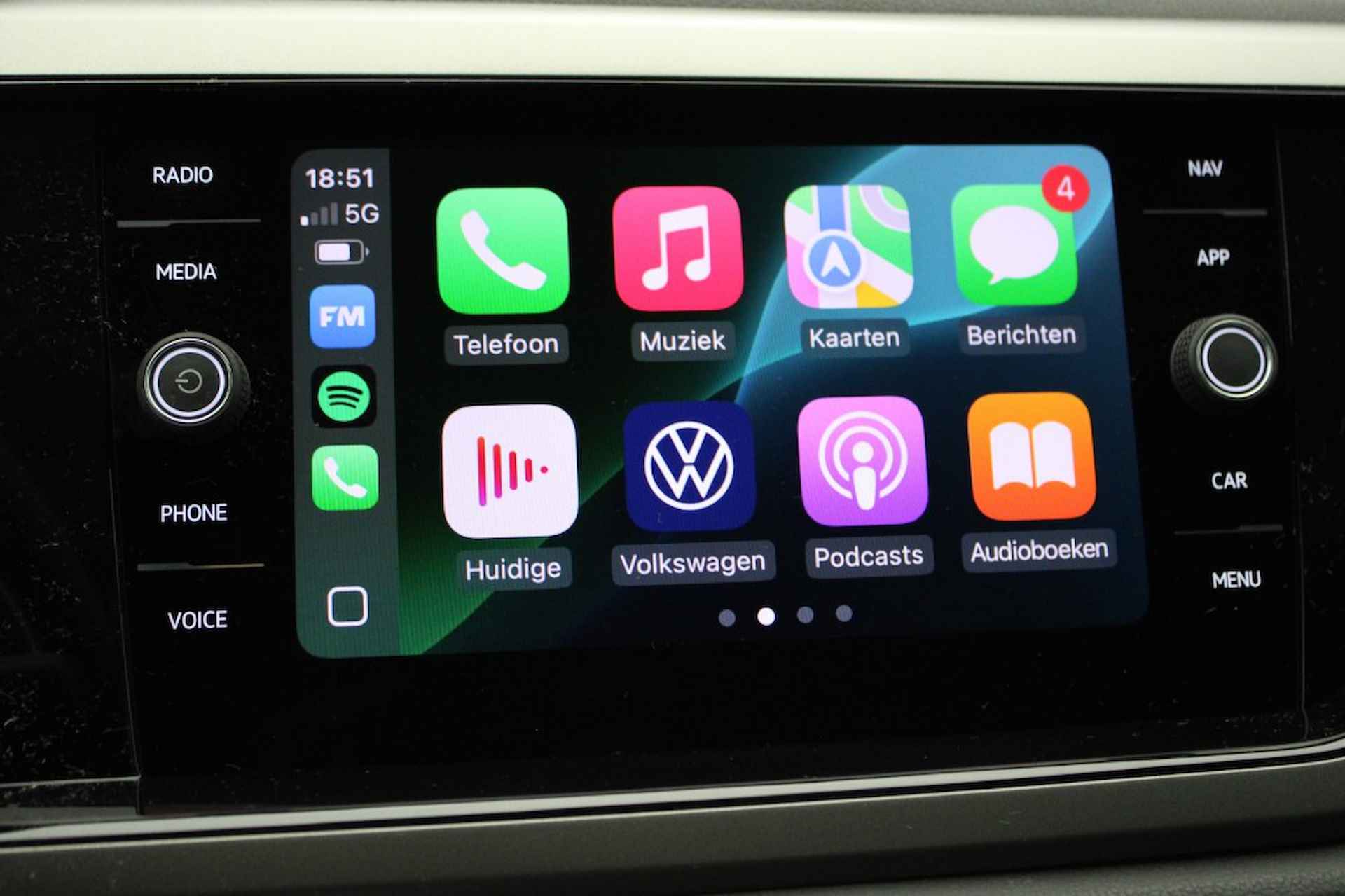 VOLKSWAGEN Polo 1.0 TSI Comfortline - Navi, Carplay, Cruise - 5/26