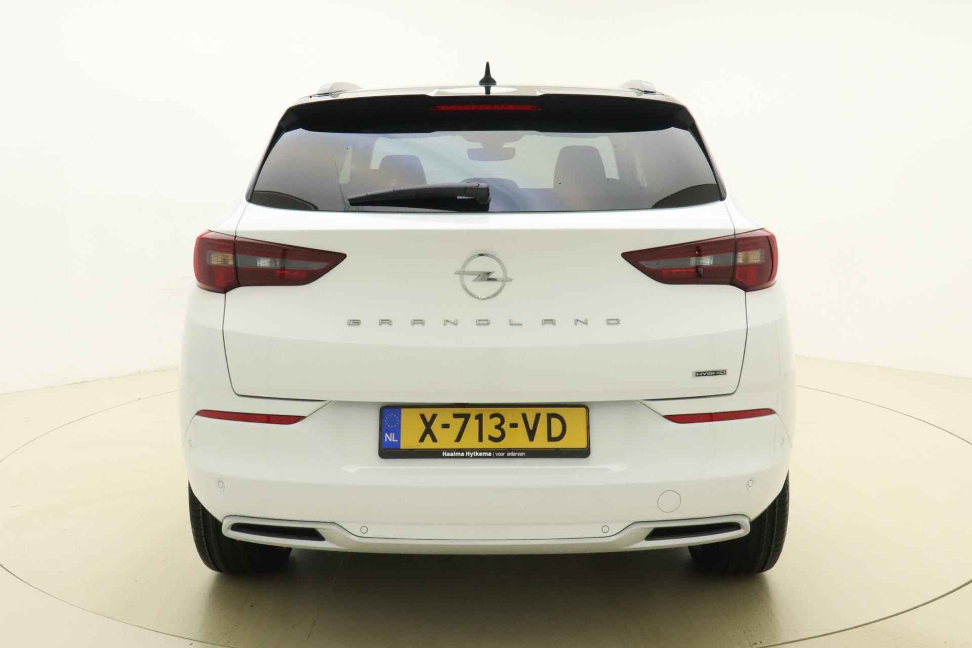 Opel Grandland 1.6 Turbo Hybrid Level 3 | Navigatie | Stoel & Stuurverwarming | Camera | Keyless | Zwart dak | Lichtmetalen velgen - 12/45