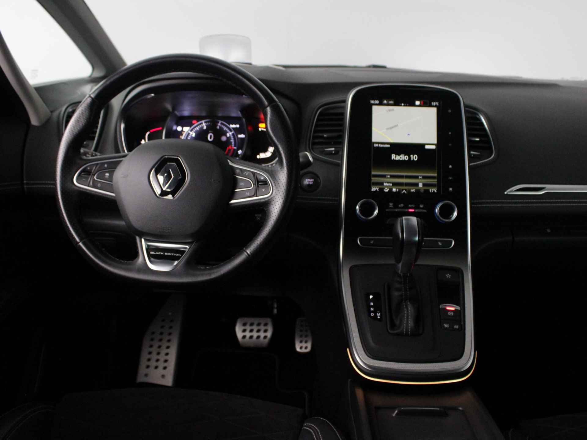 Renault Scénic 1.3 TCe 159 EDC Black Edition | Dealer onderhouden! | Trekhaak wegklapbaar | Stoelverw. | Head-up display | PDC V+A + Camera | Apple Carplay/Android Auto - 26/50