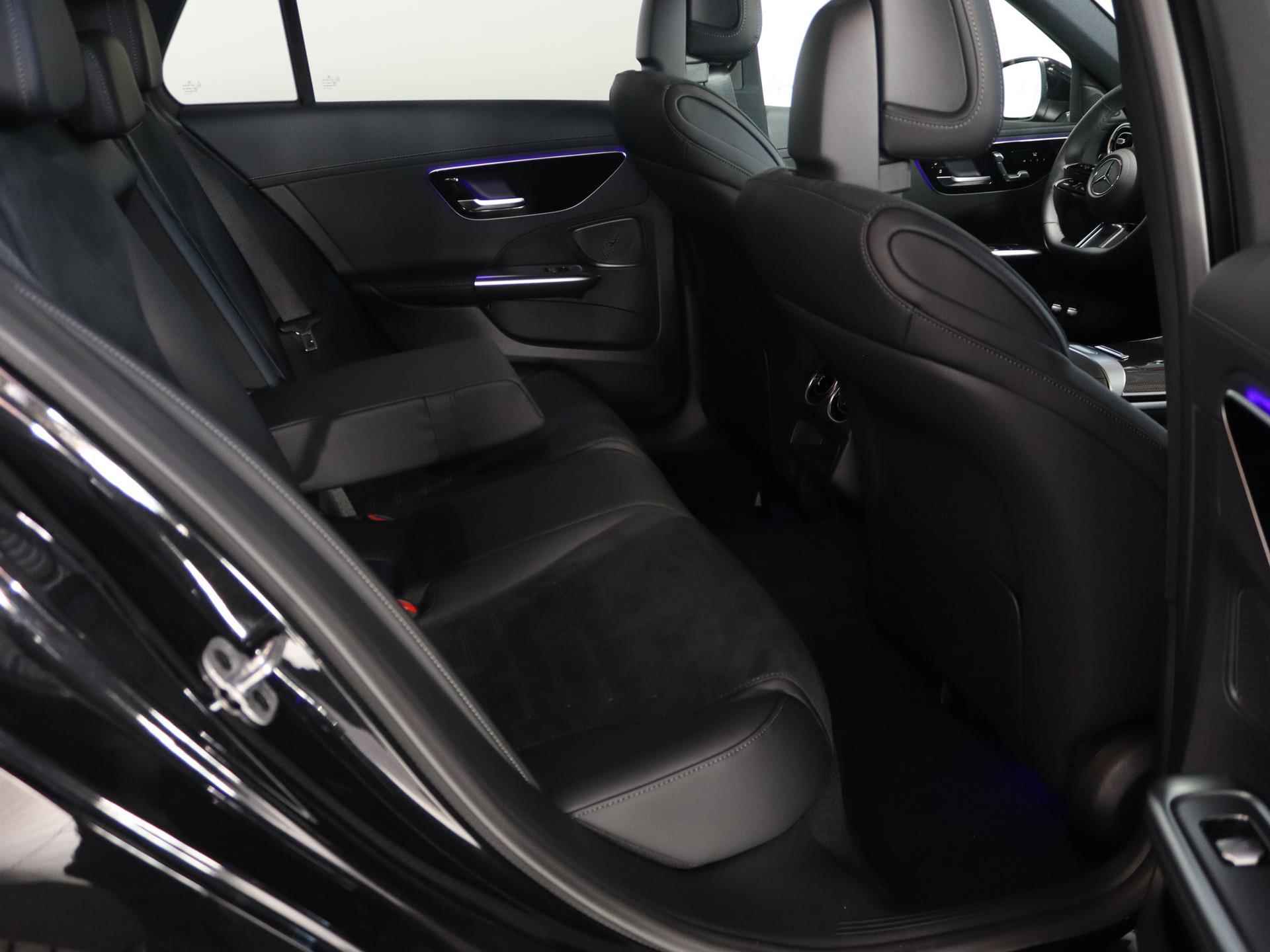 Mercedes-Benz C 300 e Estate AMG Line | Panorama dak | Sfeerverlichting | Carplay | 18 Inch | High Performance Led Koplampen - 14/25