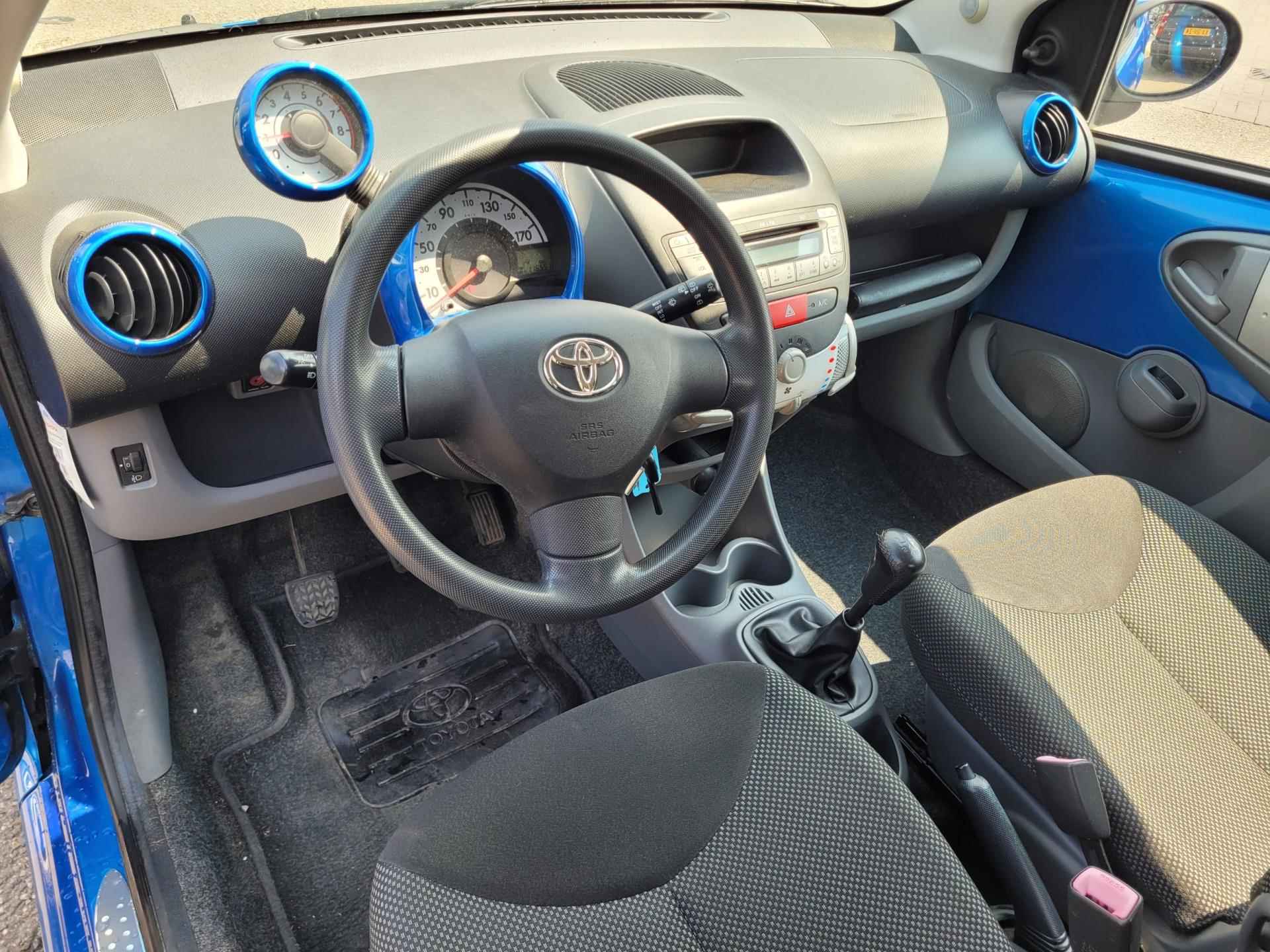 Toyota Aygo 1.0-12V Dynamic Blue AIRCO - 9/28