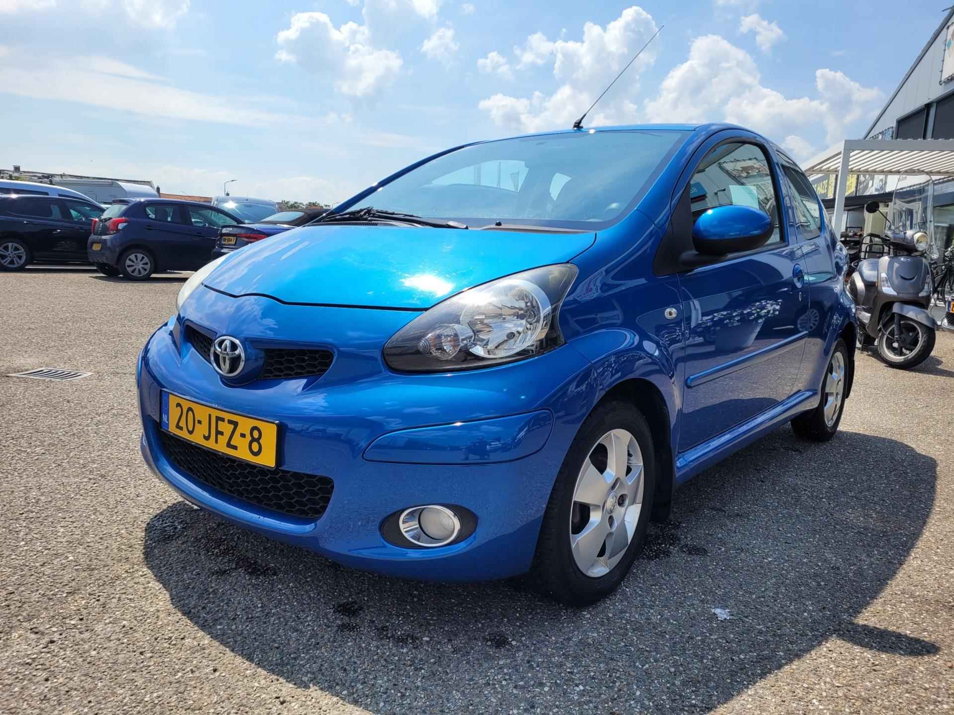 Toyota Aygo 1.0-12V Dynamic Blue AIRCO - 15/28