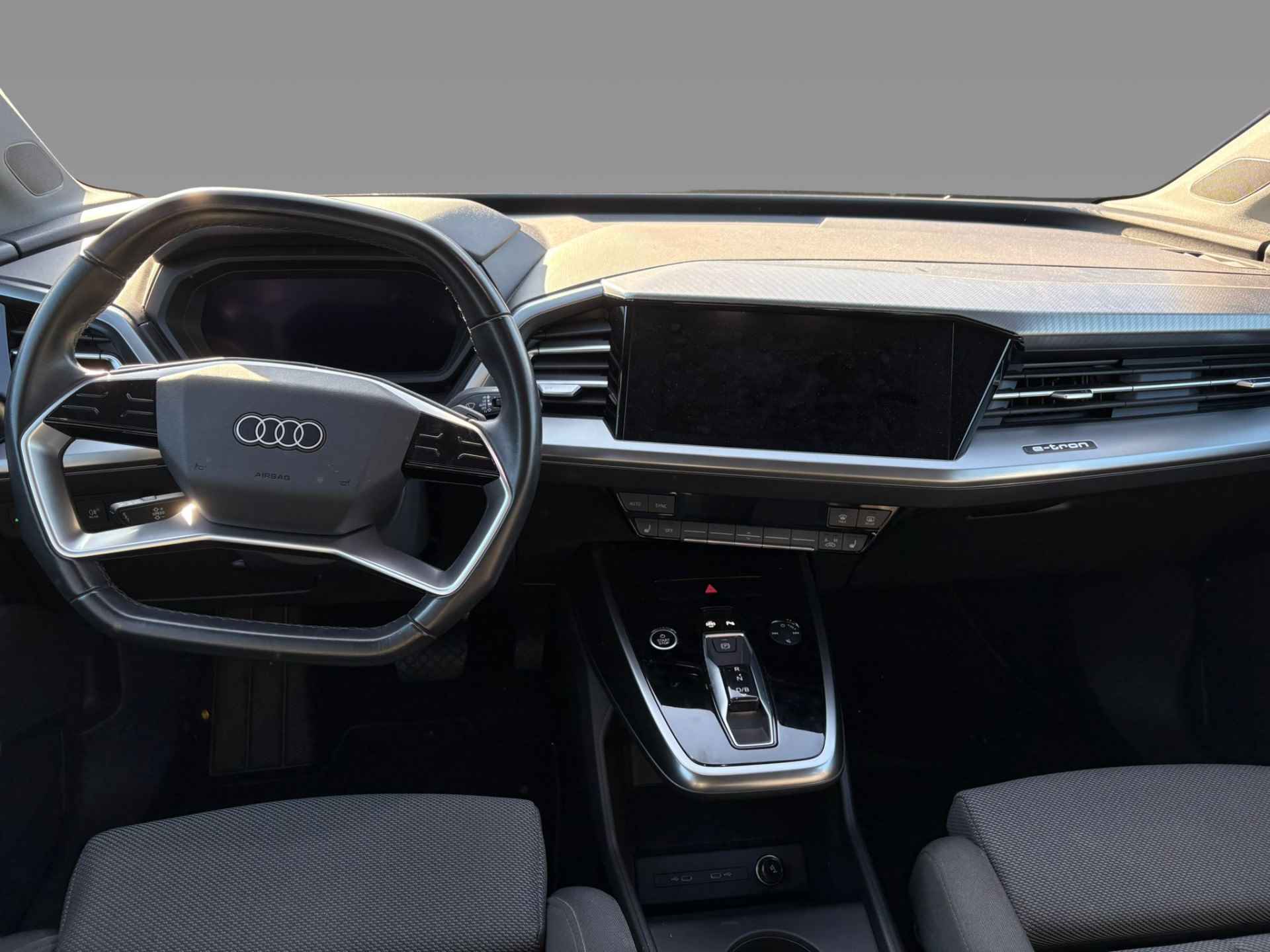 Audi Q4 e-tron Launch edition Advanced 35 55Kwh | PDC Achter | Lane Departure | Stoelverwarming voor | Sportstoelen - 21/23