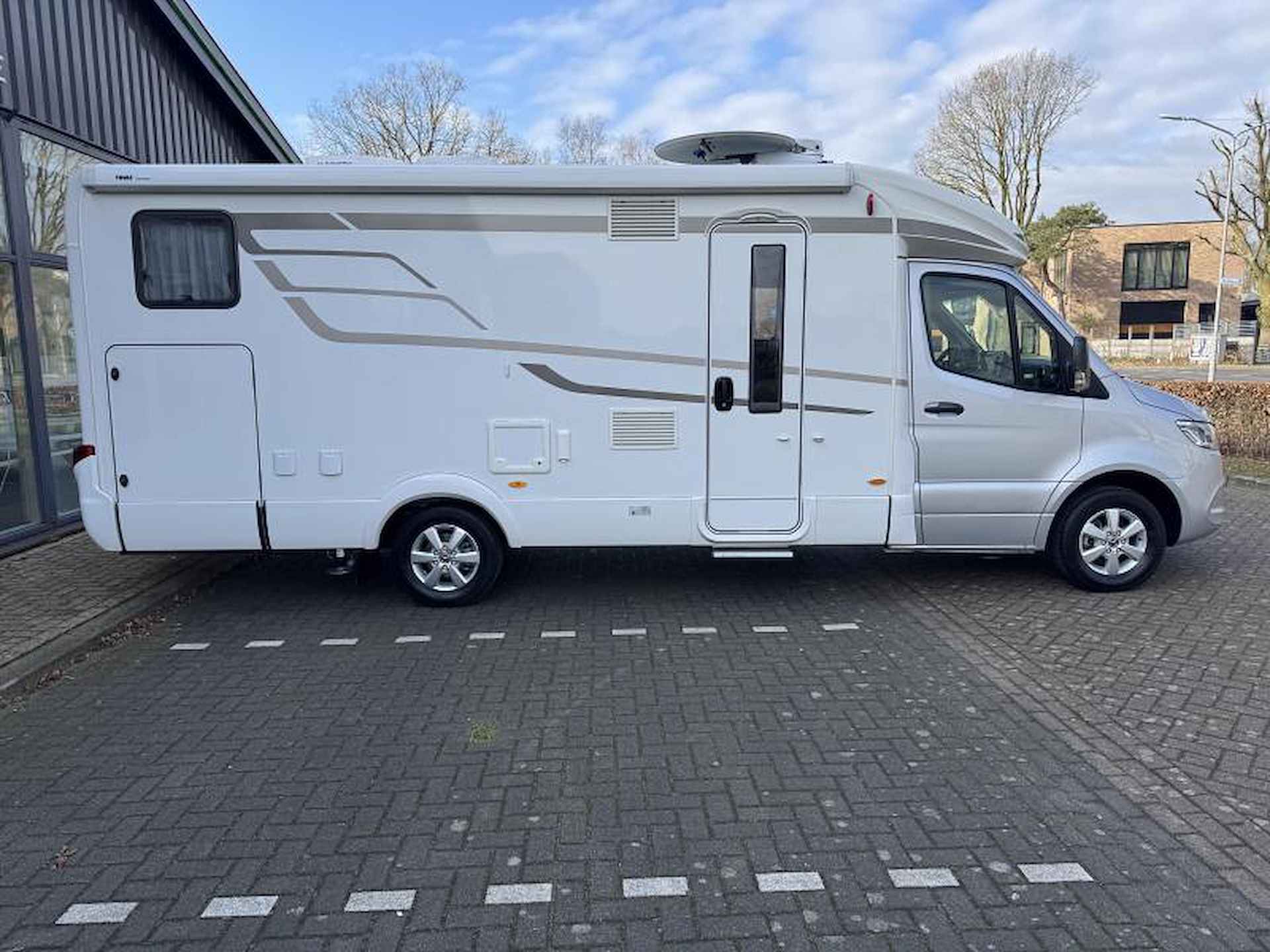 Hymer ML-T 620 V6 190pk - Levelsysteem - 6/25