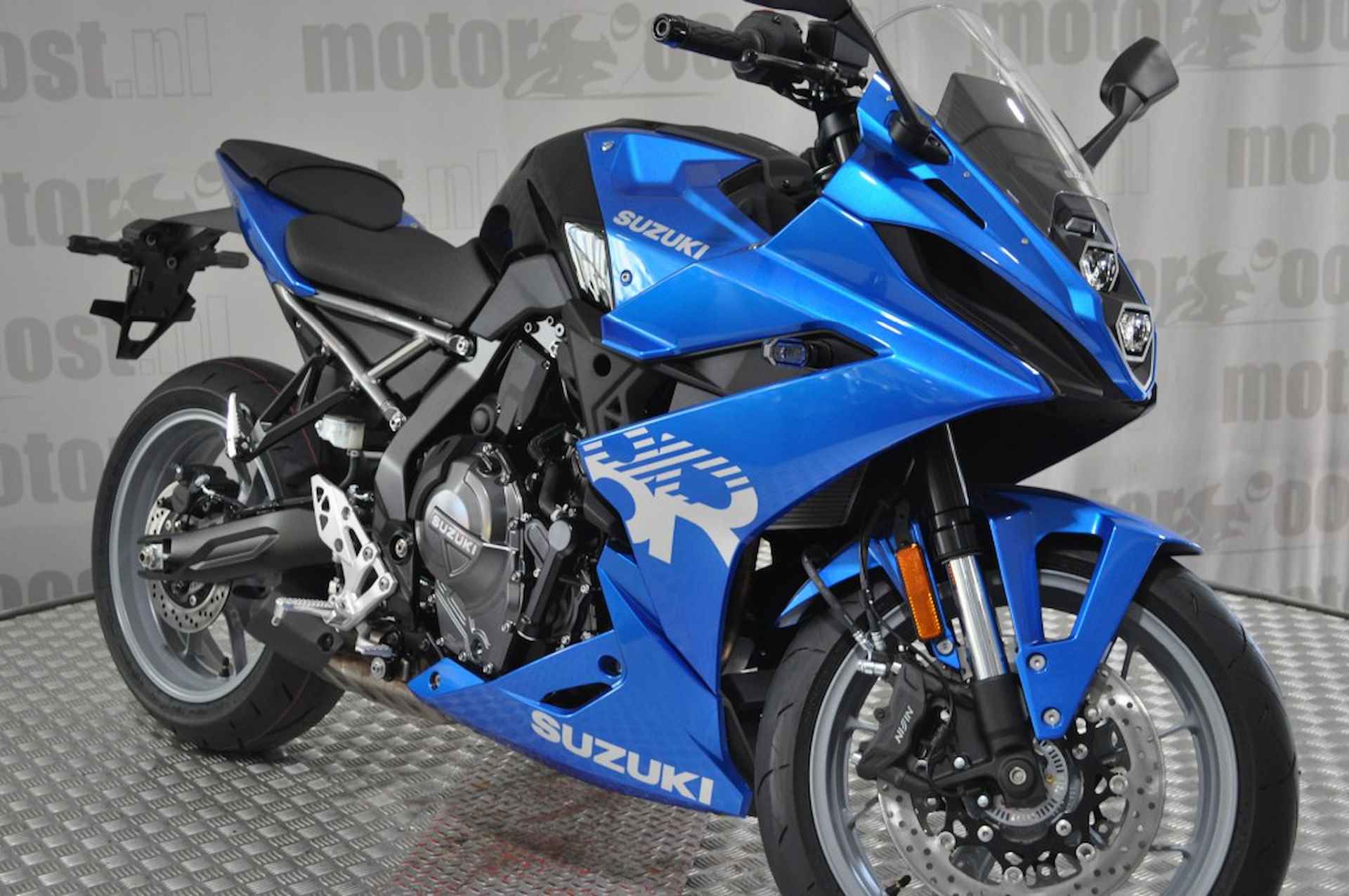 SUZUKI Gsx-8r - 11/18