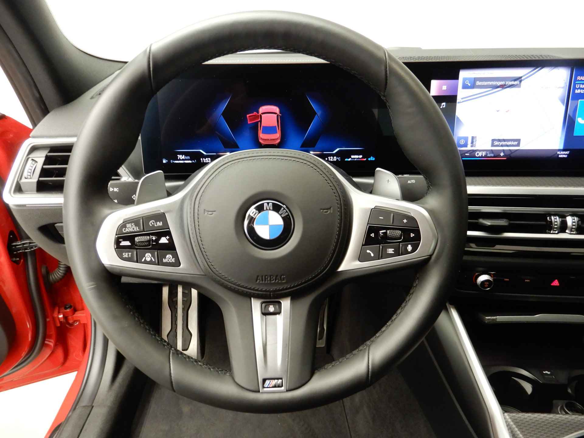 BMW 3 Serie Sedan 330d M-Sportpakket / LED / Leder / Navigatie / Eletr. zetels / Sportstoelen / DAB / Harman-kardon sound / Alu 19 inch - 11/40
