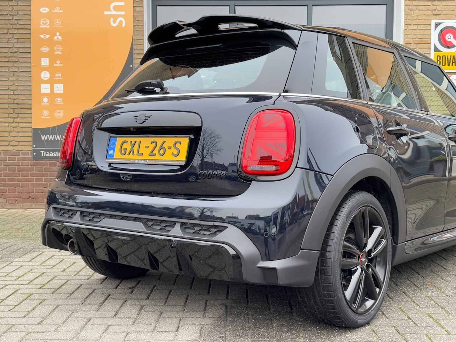 MINI Cooper 1.5 JOHN COOPER WORKS EDITION 5-DEURS/LEER/PANO/LED/BOMVOL! - 32/50