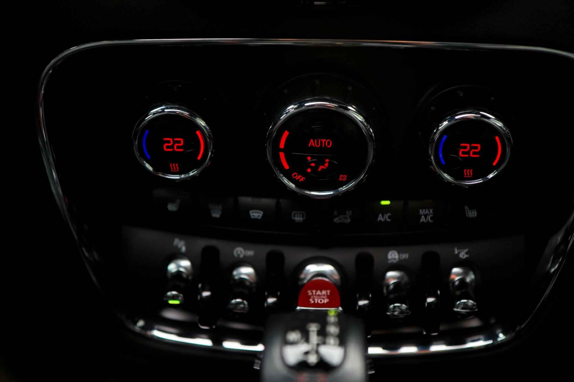 Mini Clubman 2.0 Cooper S Chili JCW-Pakket /LED/PANODAK/HEAD-UP/MEMORY/ACC/HARMAN-KARDON/KEYLESS/CAMERA! - 16/24