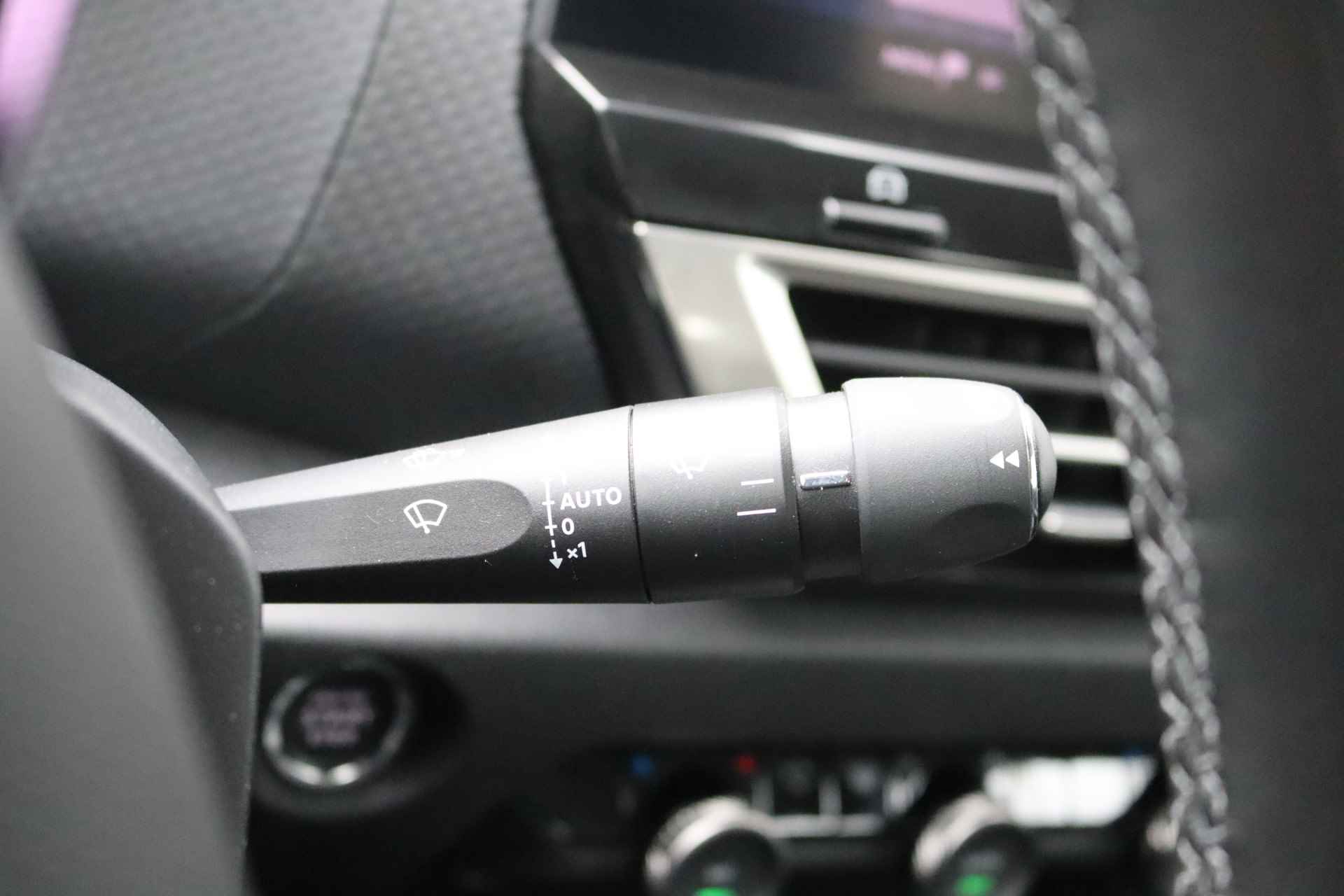 Citroën Ë-C4 Feel 50 kWh 3-Fase/Navigatie/Camera/Adaptive-Cruise/Head-up-Display - 17/32