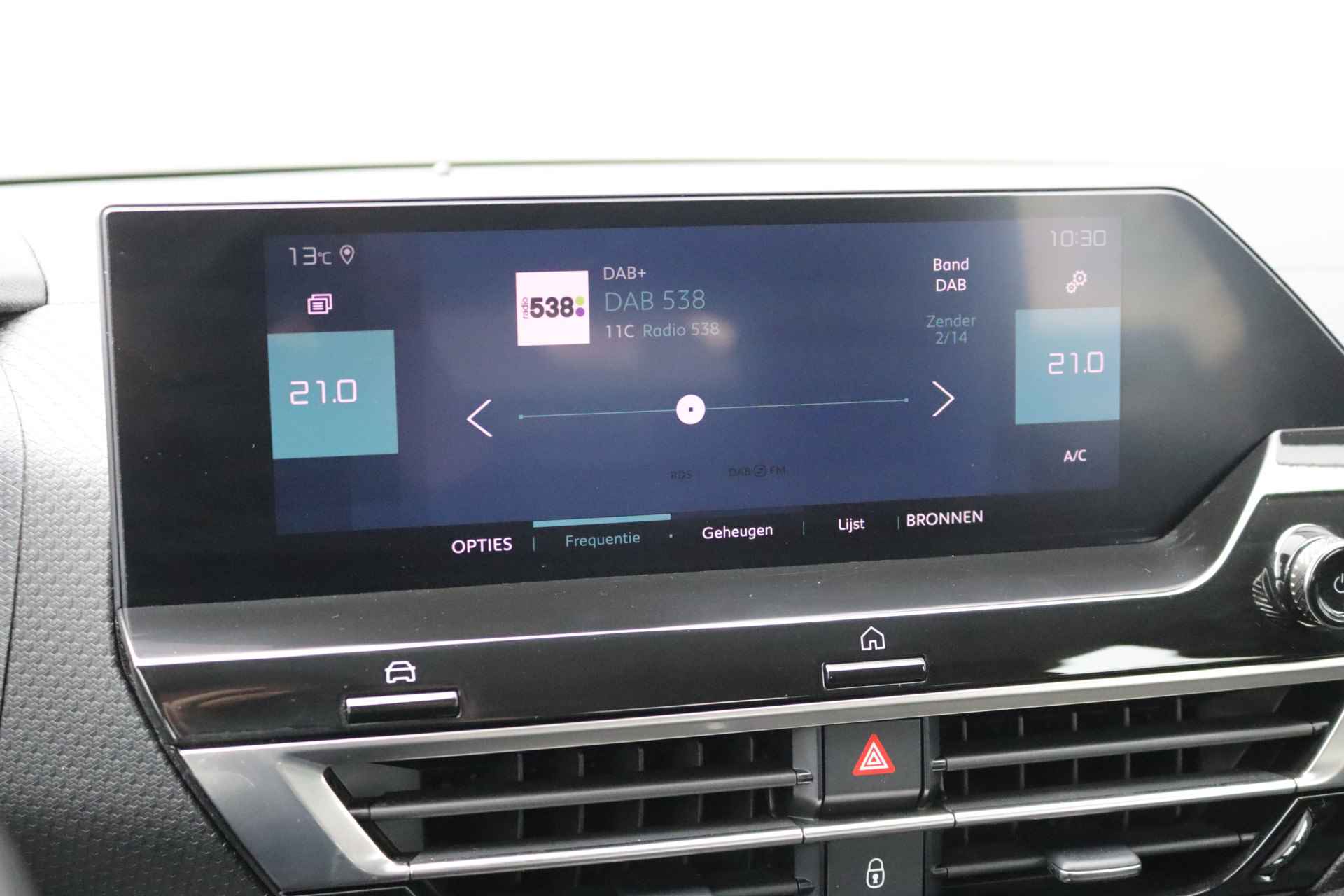 Citroën Ë-C4 Feel 50 kWh 3-Fase/Navigatie/Camera/Adaptive-Cruise/Head-up-Display - 23/32
