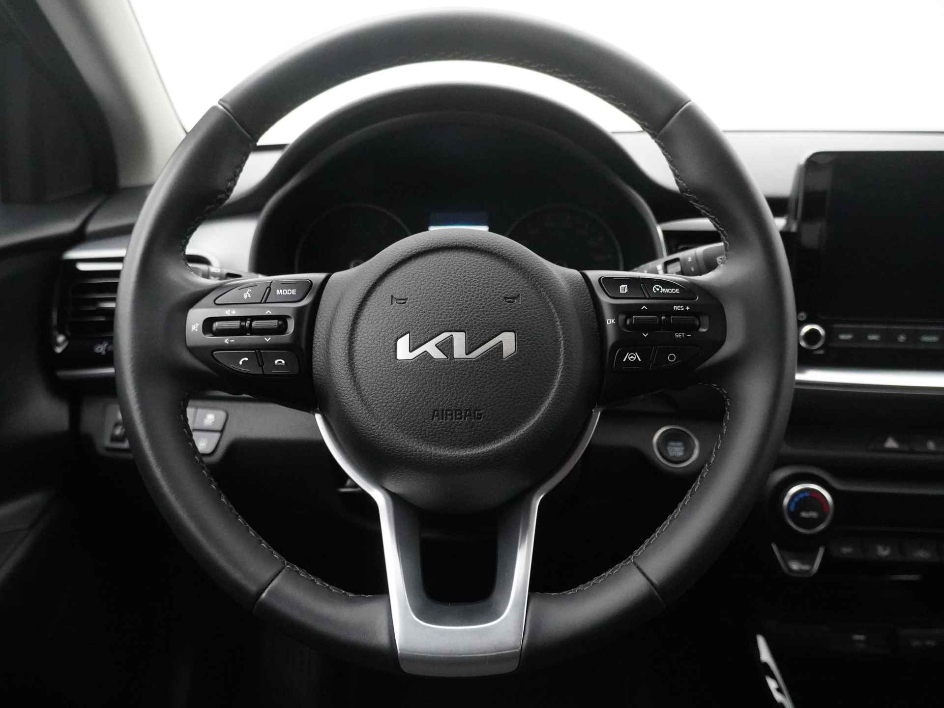 Kia Stonic 1.0 T-GDi MHEV DynamicPlusLine - LED Koplampen - Cruise Control - Navigatie - Climate Control - Apple/Android Carplay - Fabrieksgarantie Tot 2030 - 39/51