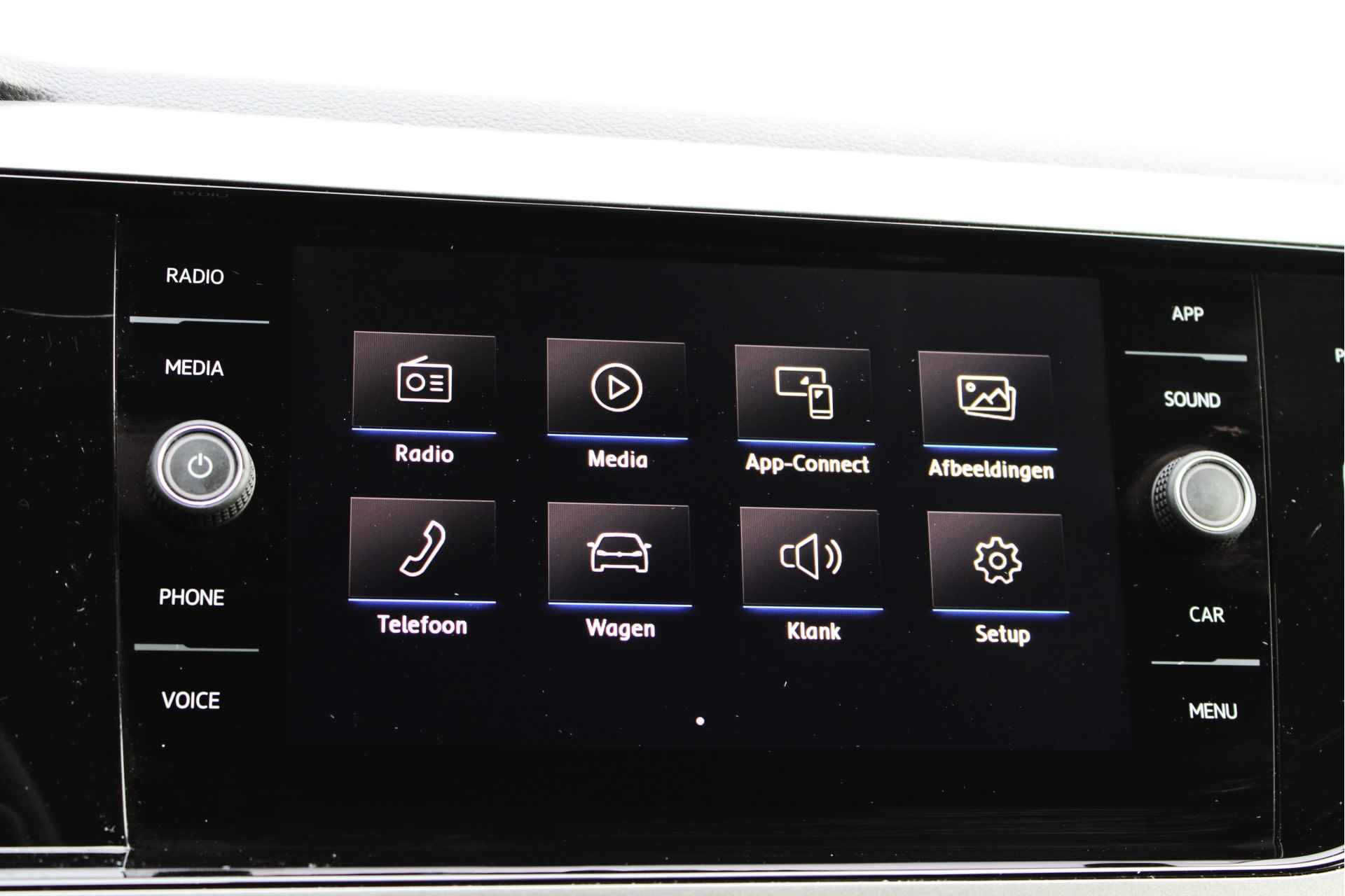 Volkswagen Polo Comfortline Business 1.0 TSI 95 pk DSG | Apple Carplay | LED | Airco | 15"Lmv - 34/42