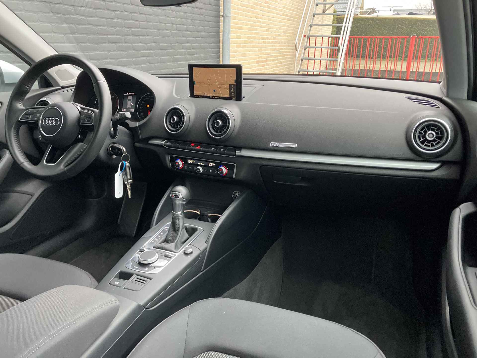 Audi A3 Sportback 30 TFSI Design Pro Line Plus AUT. | navigatie | climate control | parkeersensoren | cruise control | bluetooth - 17/38