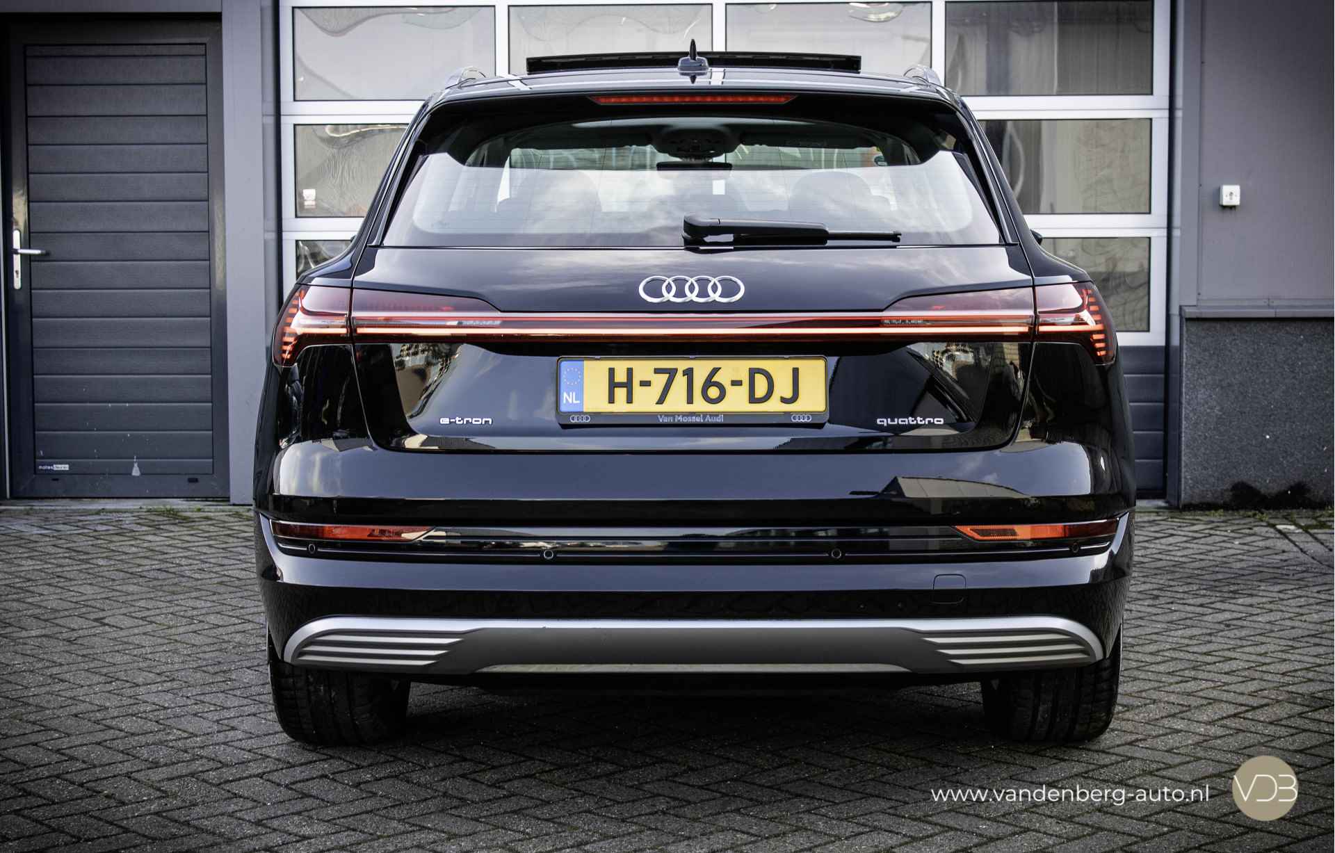 Audi e-tron 50 Quattro Launch edition PANO LEER - 4/14