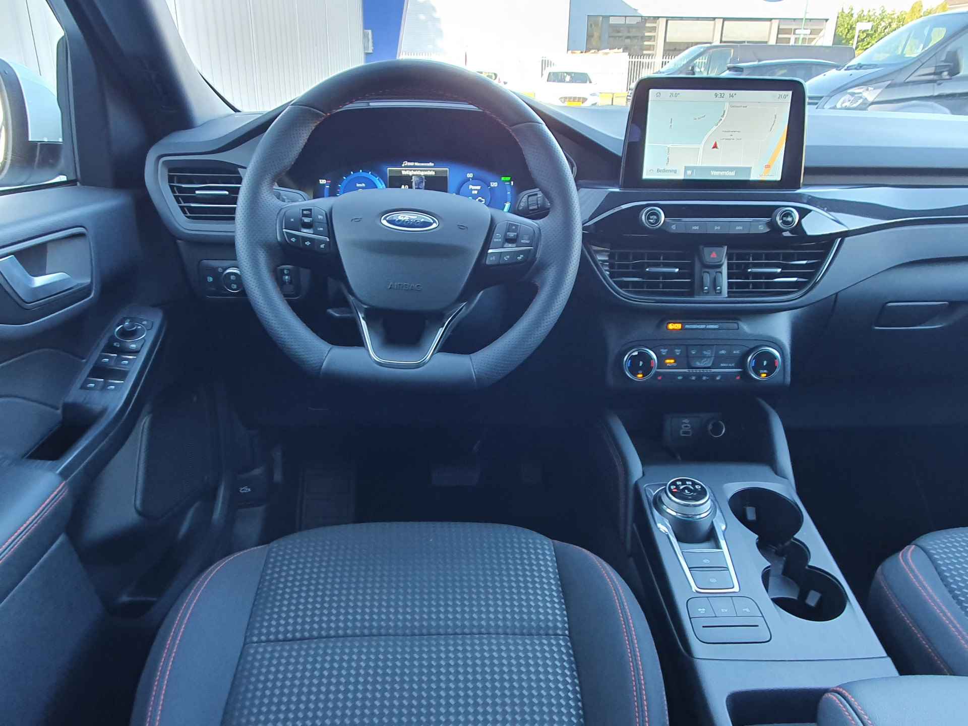 Ford Kuga 2.5 PHEV ST-Line Camera | Navigatie | Trekhaak wegdraaibaar | Winterpakket - 10/28