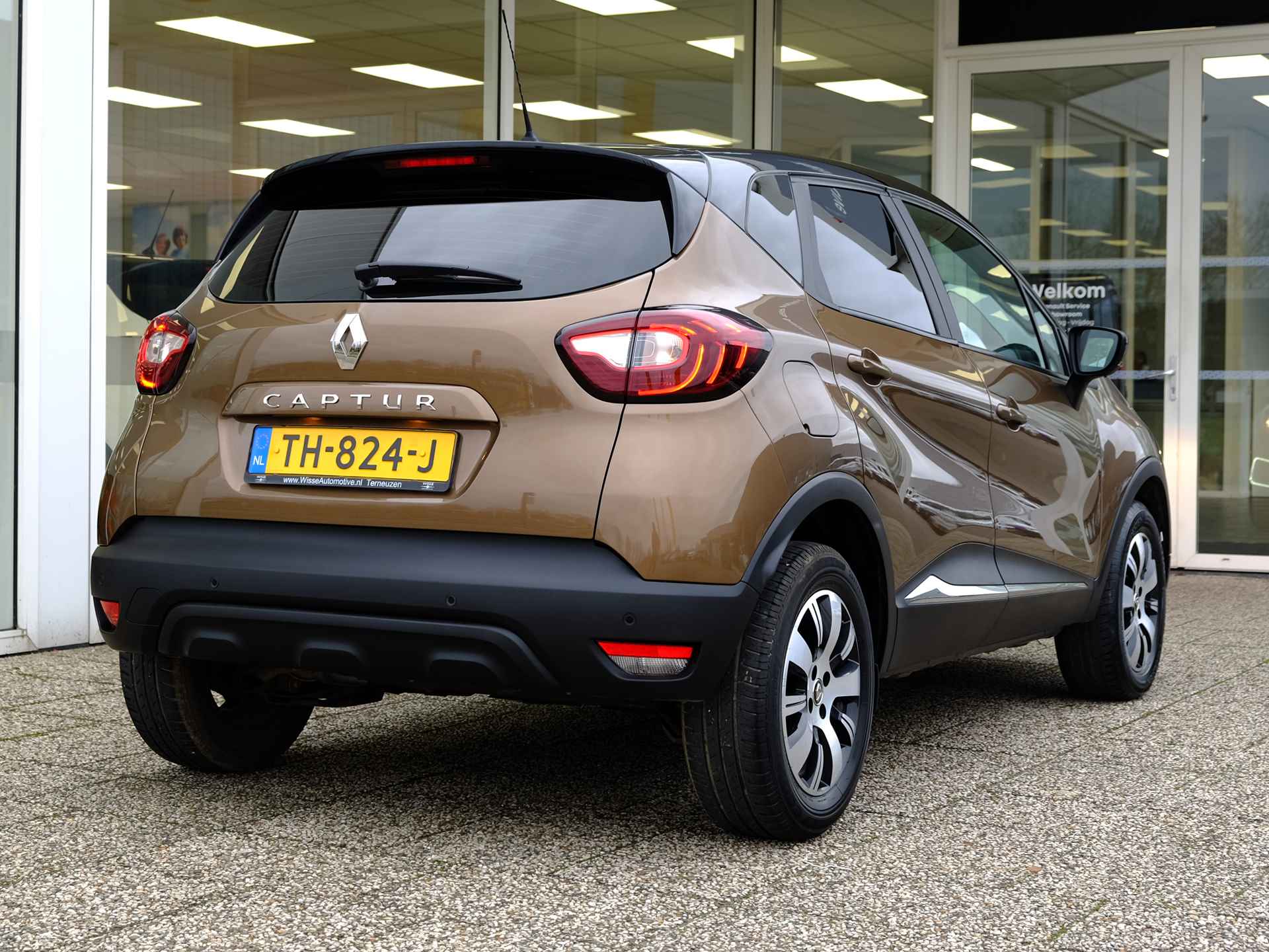 Renault Captur Energy TCe 90 Expression Edition | Airco| Navi Full map | Bluetooth Music straem - 2/24