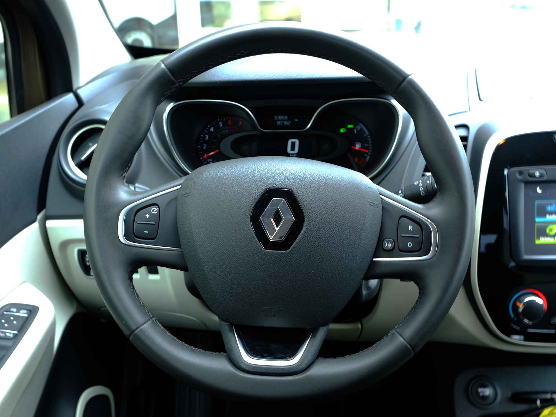 Renault Captur Energy TCe 90 Expression Edition | Airco| Navi Full map | Bluetooth Music straem - 9/24