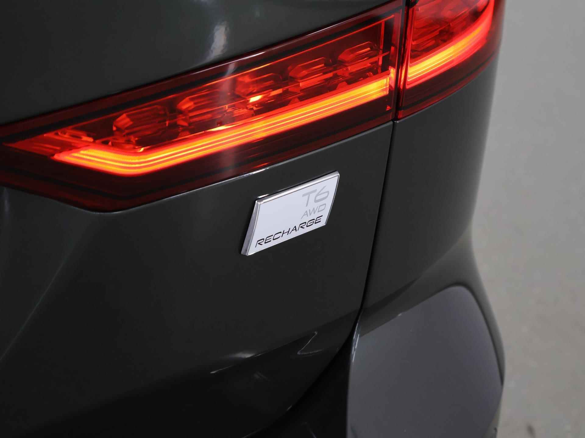 Volvo V60 2.0 T6 Recharge AWD R-Design | Panoramadak | Navigatie | Harman Kardon | Climate Control | Bluetooth | Cruise control Adaptief | - 43/46