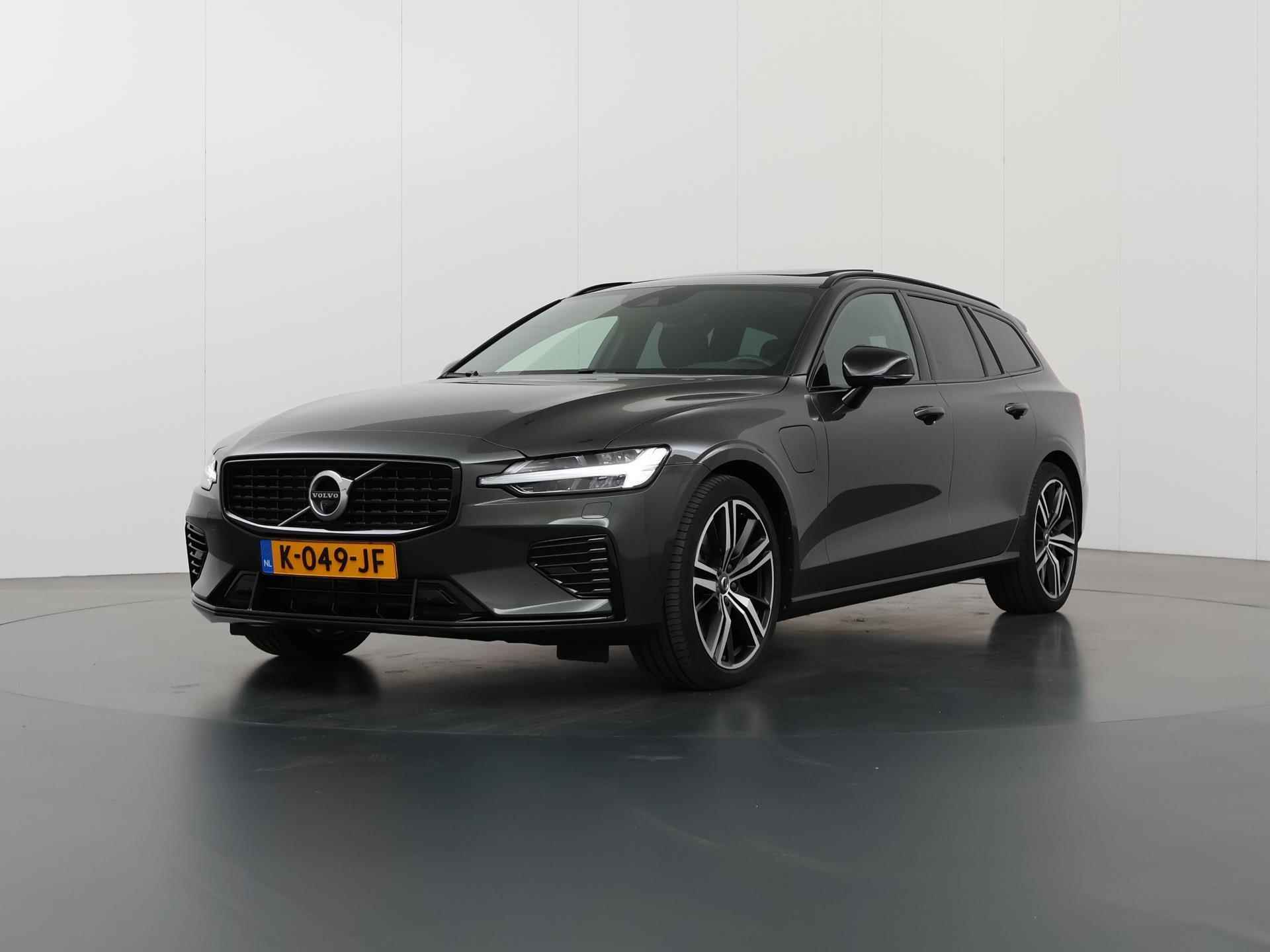 Volvo V60 2.0 T6 Recharge AWD R-Design | Panoramadak | Navigatie | Harman Kardon | Climate Control | Bluetooth | Cruise control Adaptief | - 46/46