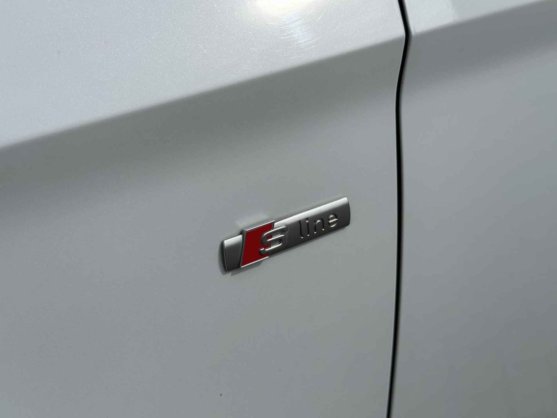 Audi A3 Limousine 1.0 TFSI Sport S Line Edition AUTOMAAT / Navigatie / 18inch LM velgen / LED koplampen / - 29/45