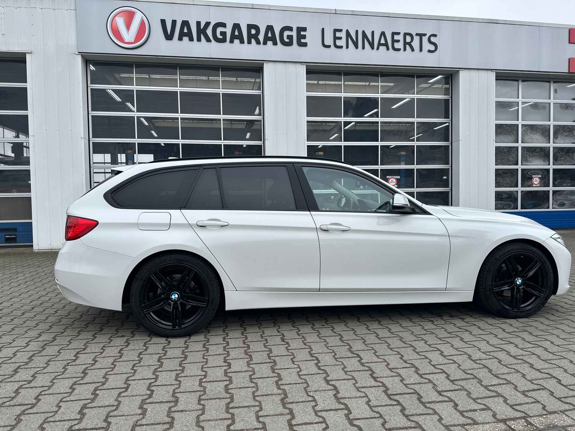 BMW 3-serie Touring 320d EDE High Executive TOPCONDITIE (BOVAG/RIJKLAAR) - 4/31