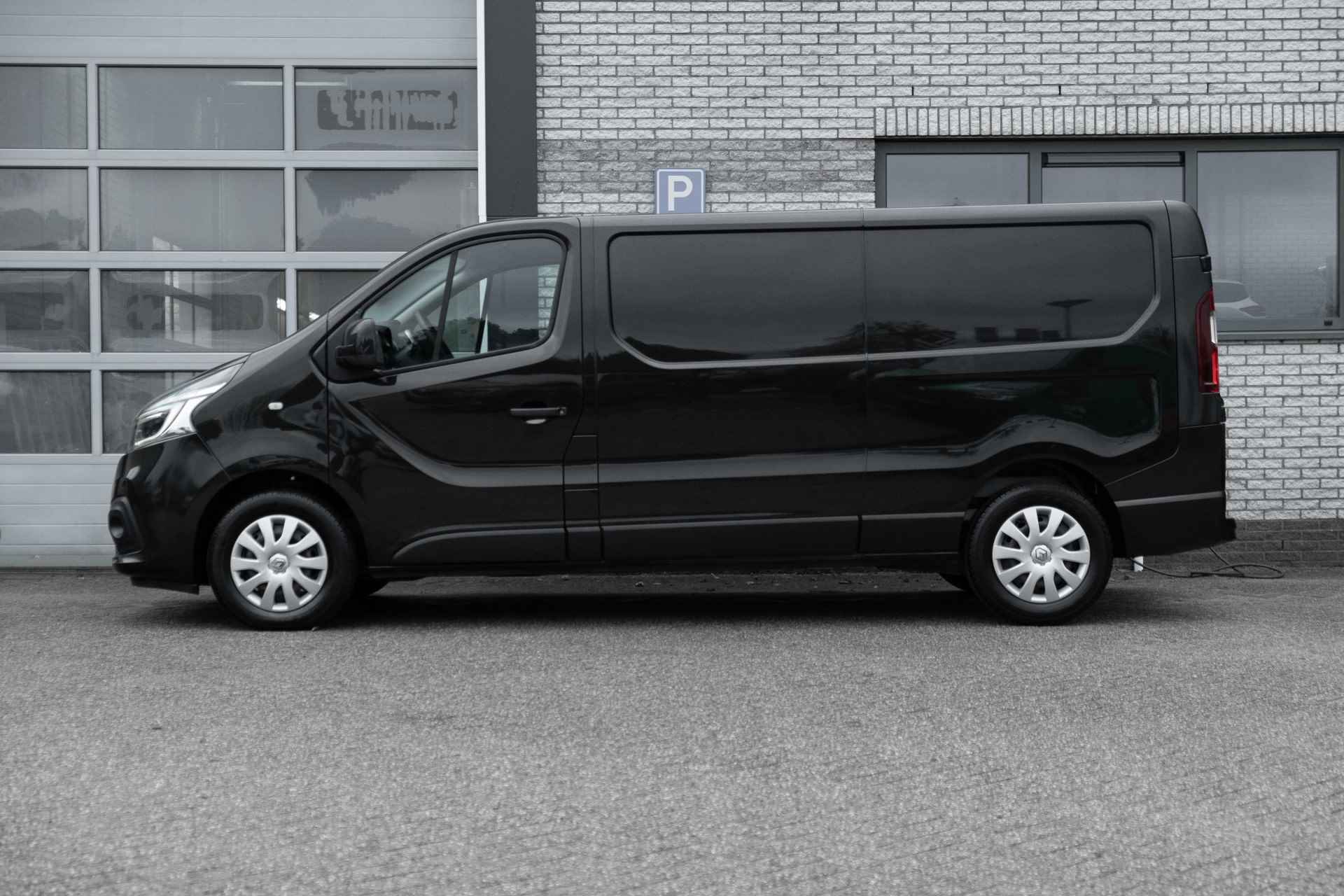 Renault Trafic 2.0 dCi 120 PK T29 L2H1 Work Edition | navigatie | climate control | achteruitrijcamera | incl. Bovag rijklaarpakket met 12 maanden garantie | - 5/42