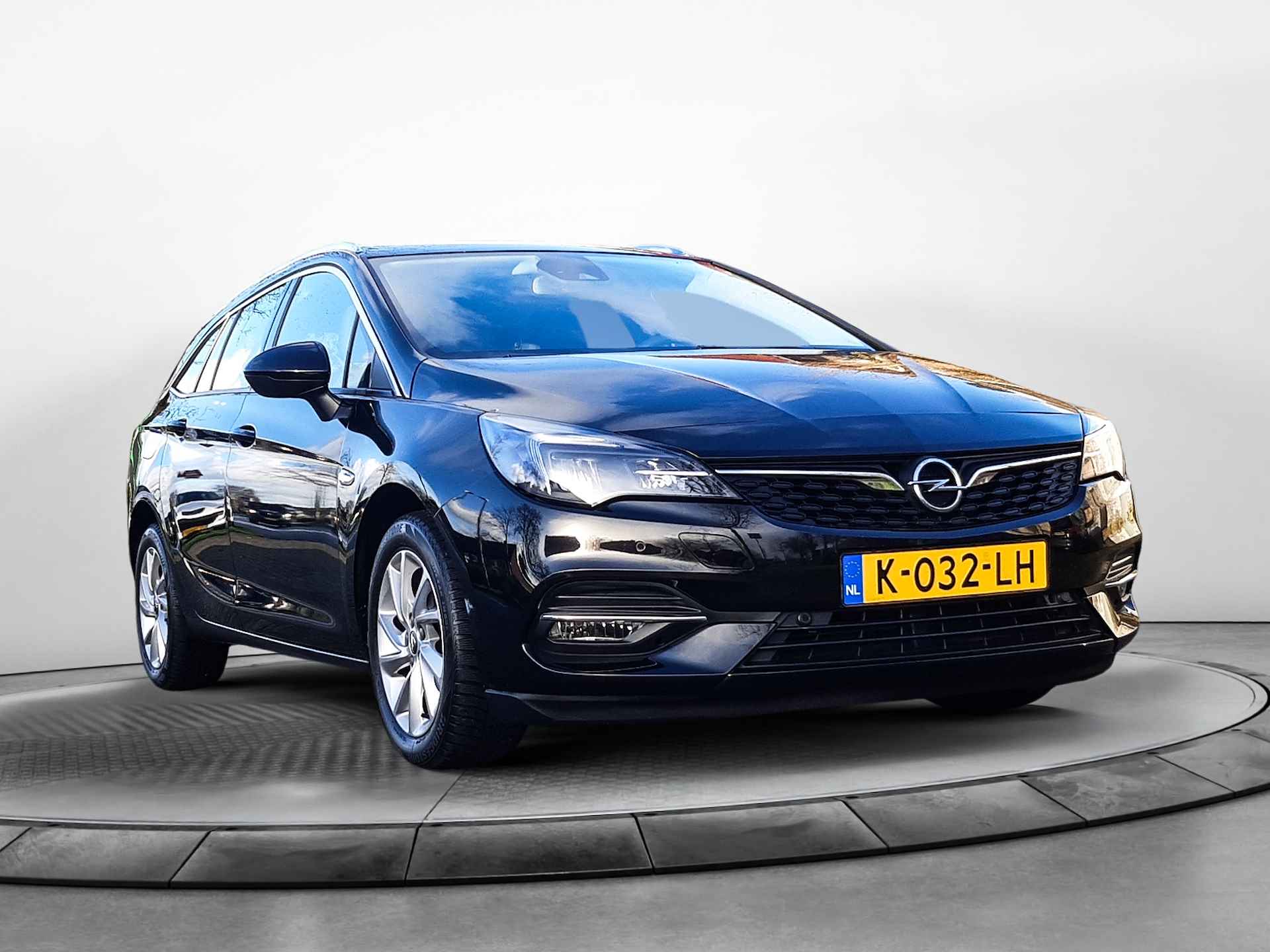 Opel Astra Sports Tourer 1.2 Business Elegance (146 PK) 2e-Eig. OPEL-Dealer-Onderh. BOVAG-Garantie. NL-AUTO. Trekhaak, Navigatie/Apple-Carplay/Android-Auto, Achteruitrijcamera, Parkeer-Sensoren-V+A, Keyless-Entry, Dab - 31/39