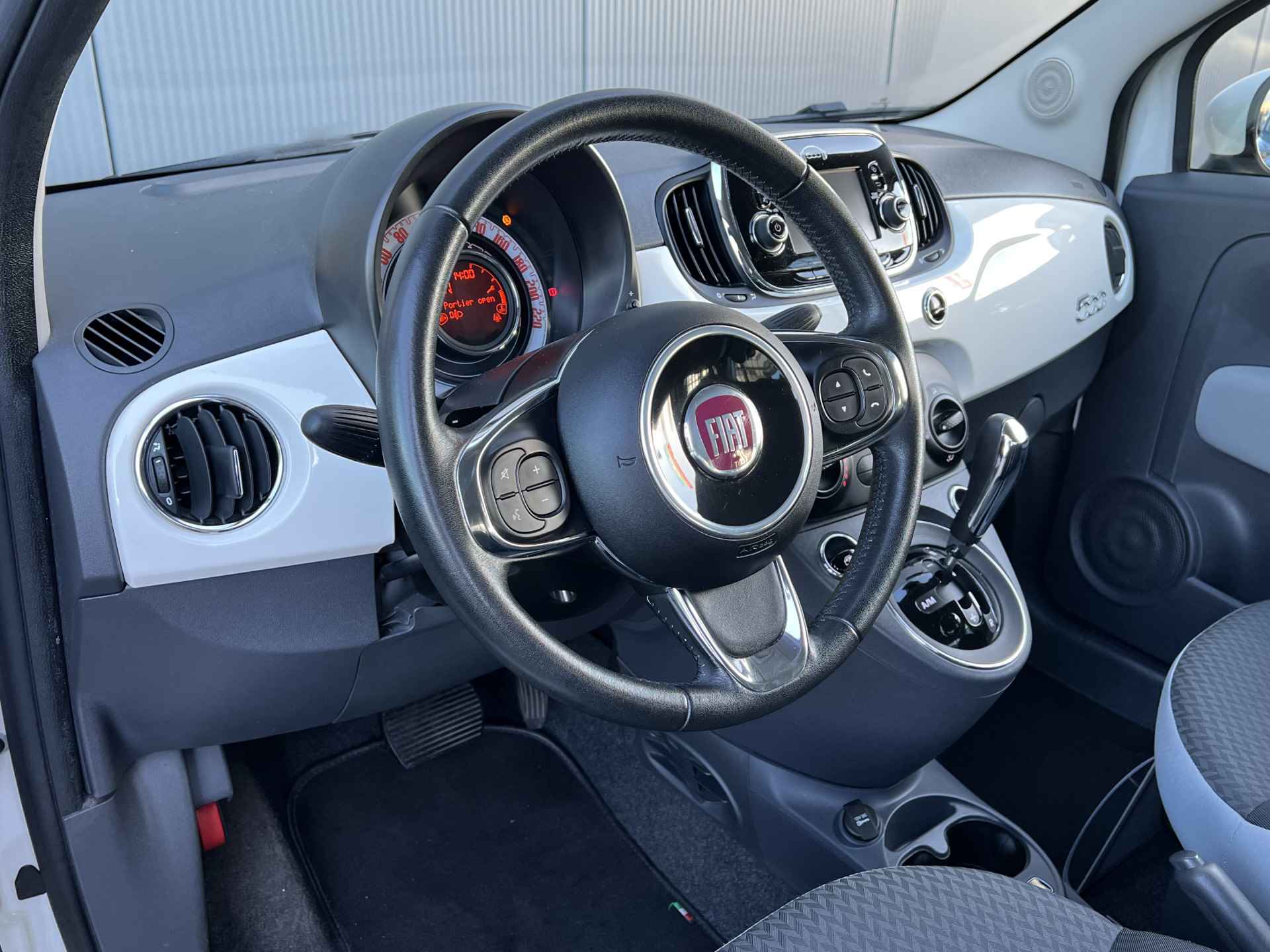 Fiat 500 0.9 80pk Popstar Automaat | Led | Airco | Bluetooth | 16" Lichtmetaal | Elektrische ramen & spiegels | 2e Eigenaar - 14/24