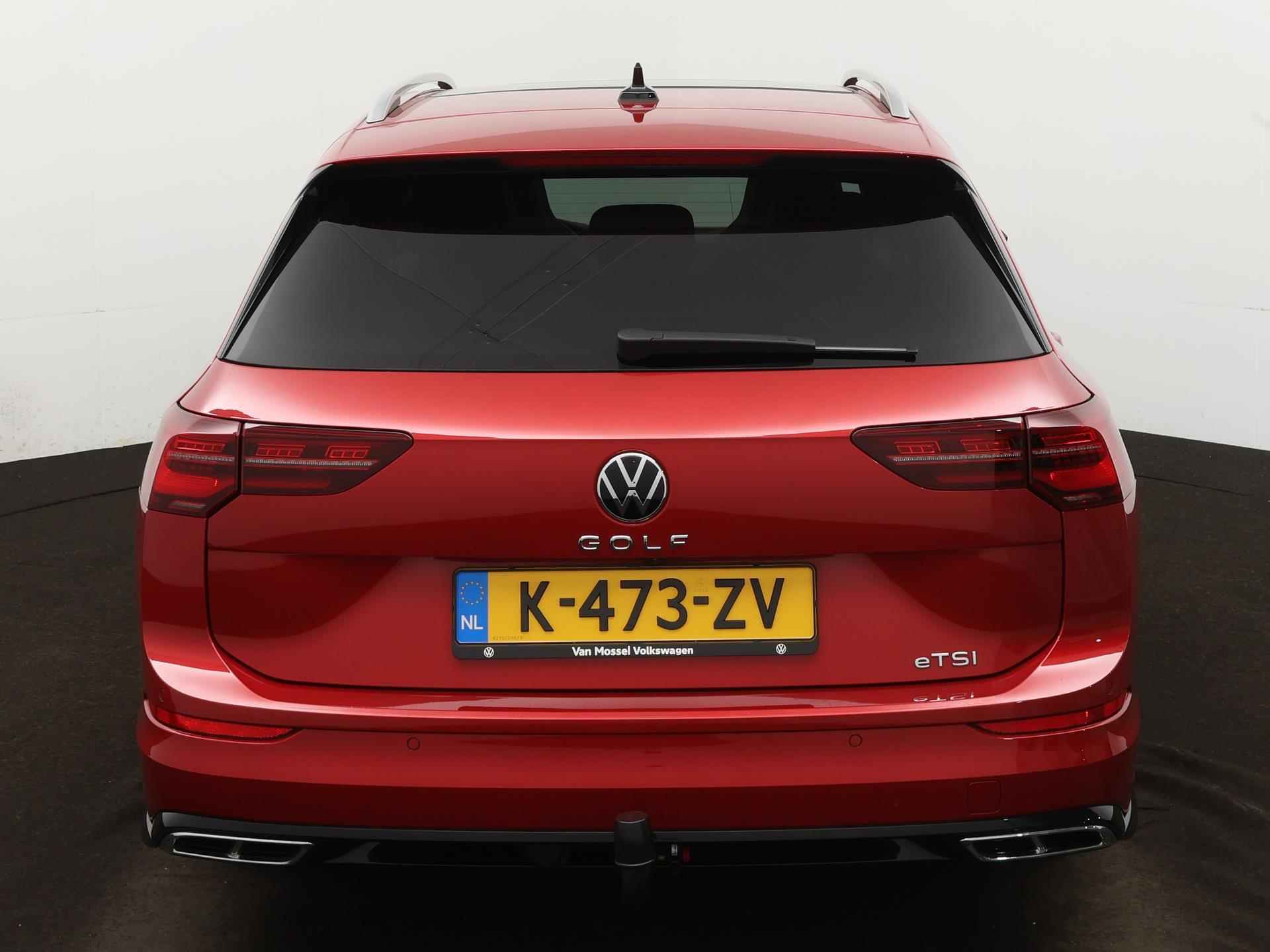 Volkswagen Golf Variant 1.5 eTSI R-Line AUTOMAAT | Navigatie | Lane assist | Adaptieve Cruise control | Camera | Harman Kardon | Automaat - 8/24