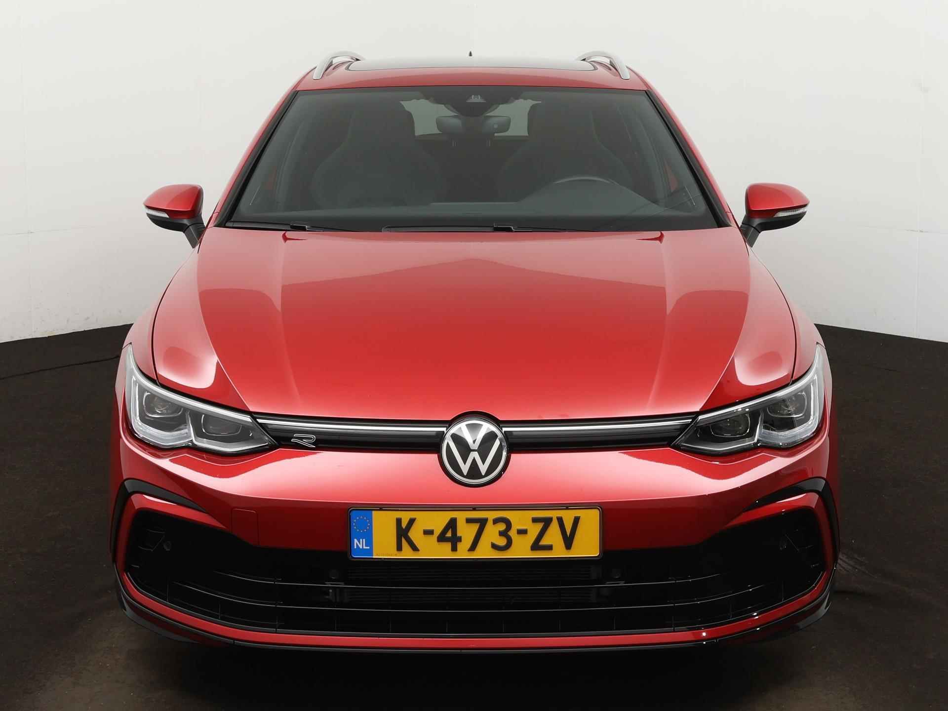 Volkswagen Golf Variant 1.5 eTSI R-Line AUTOMAAT | Navigatie | Lane assist | Adaptieve Cruise control | Camera | Harman Kardon | Automaat - 9/24