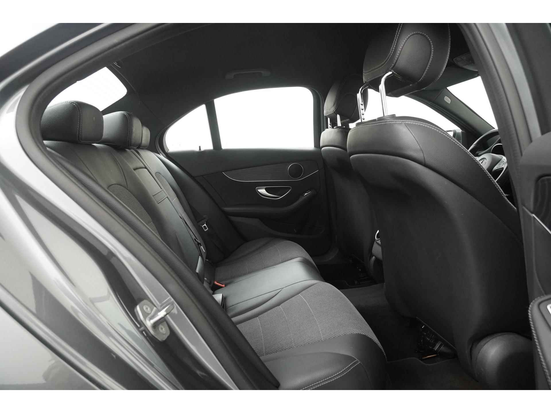 Mercedes-Benz C-Klasse 350e Avantgarde | Camera | Trekhaak | LED | Elek stoelbed |  Zondag Open! - 29/44