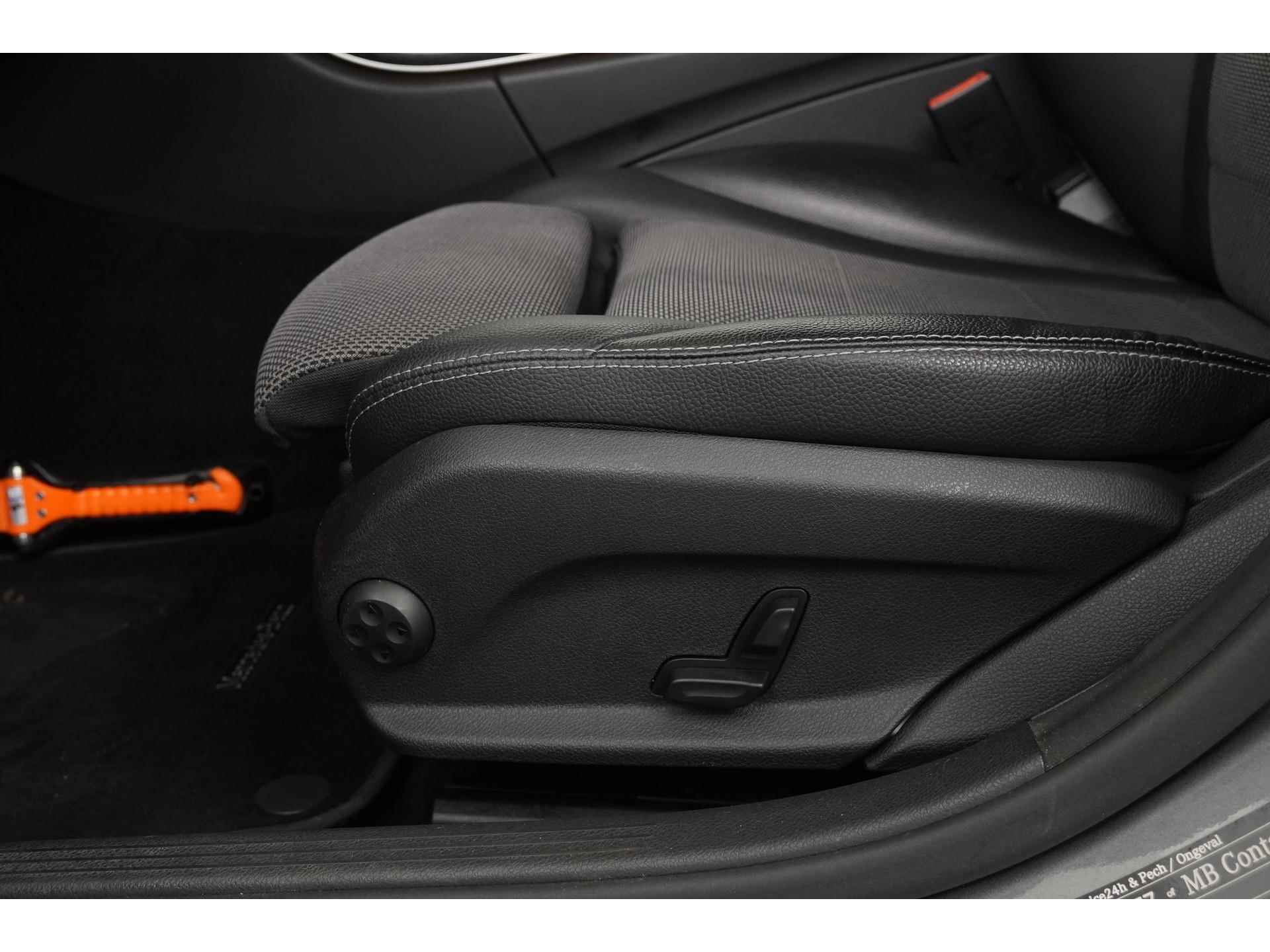 Mercedes-Benz C-Klasse 350e Avantgarde | Camera | Trekhaak | LED | Elek stoelbed |  Zondag Open! - 31/44