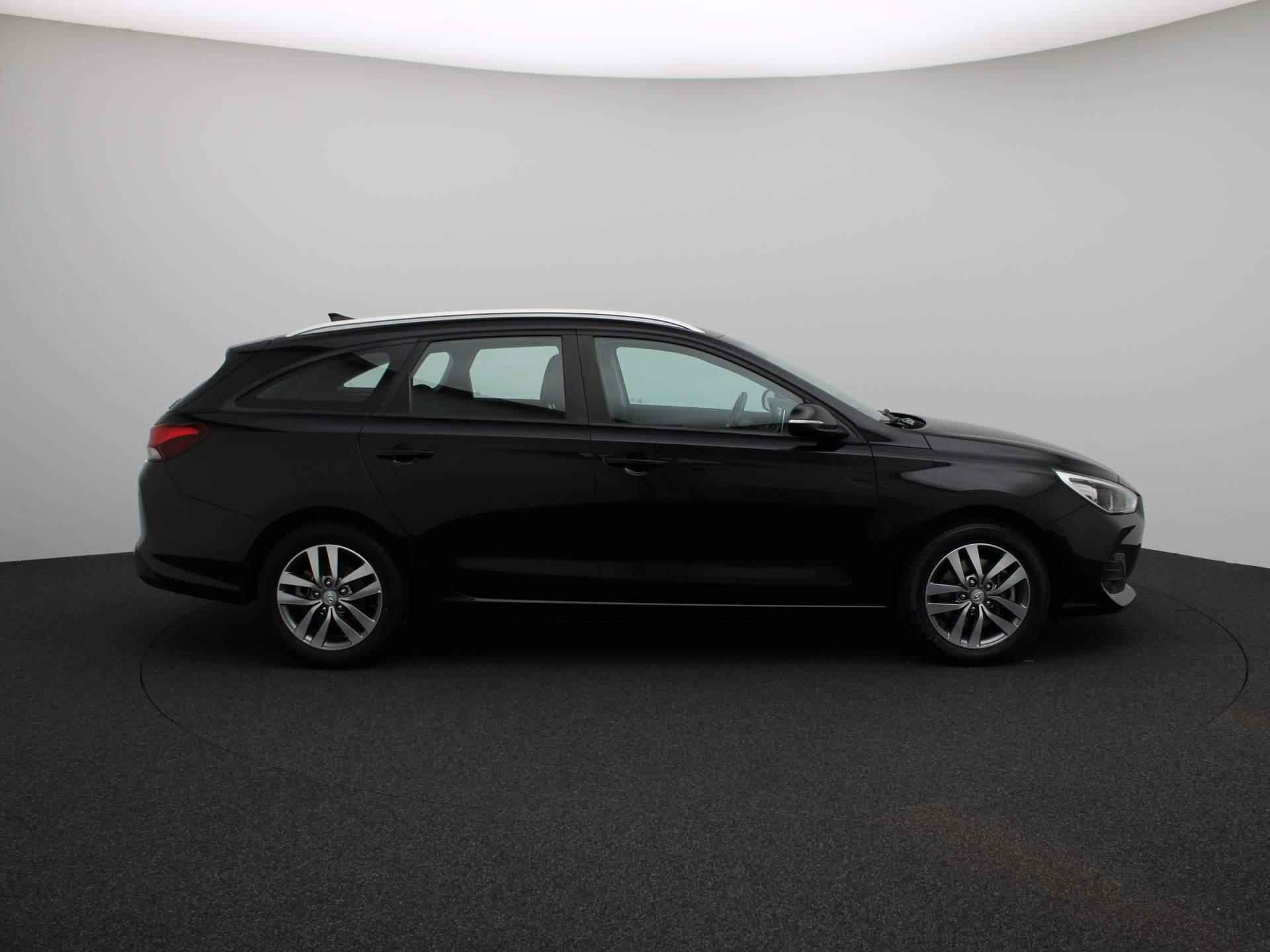 Hyundai i30 Wagon 1.0 T-GDI i-Motion | Navigatie | Airco | Camera | Parkeersensoren | Cruise Control | - 6/32